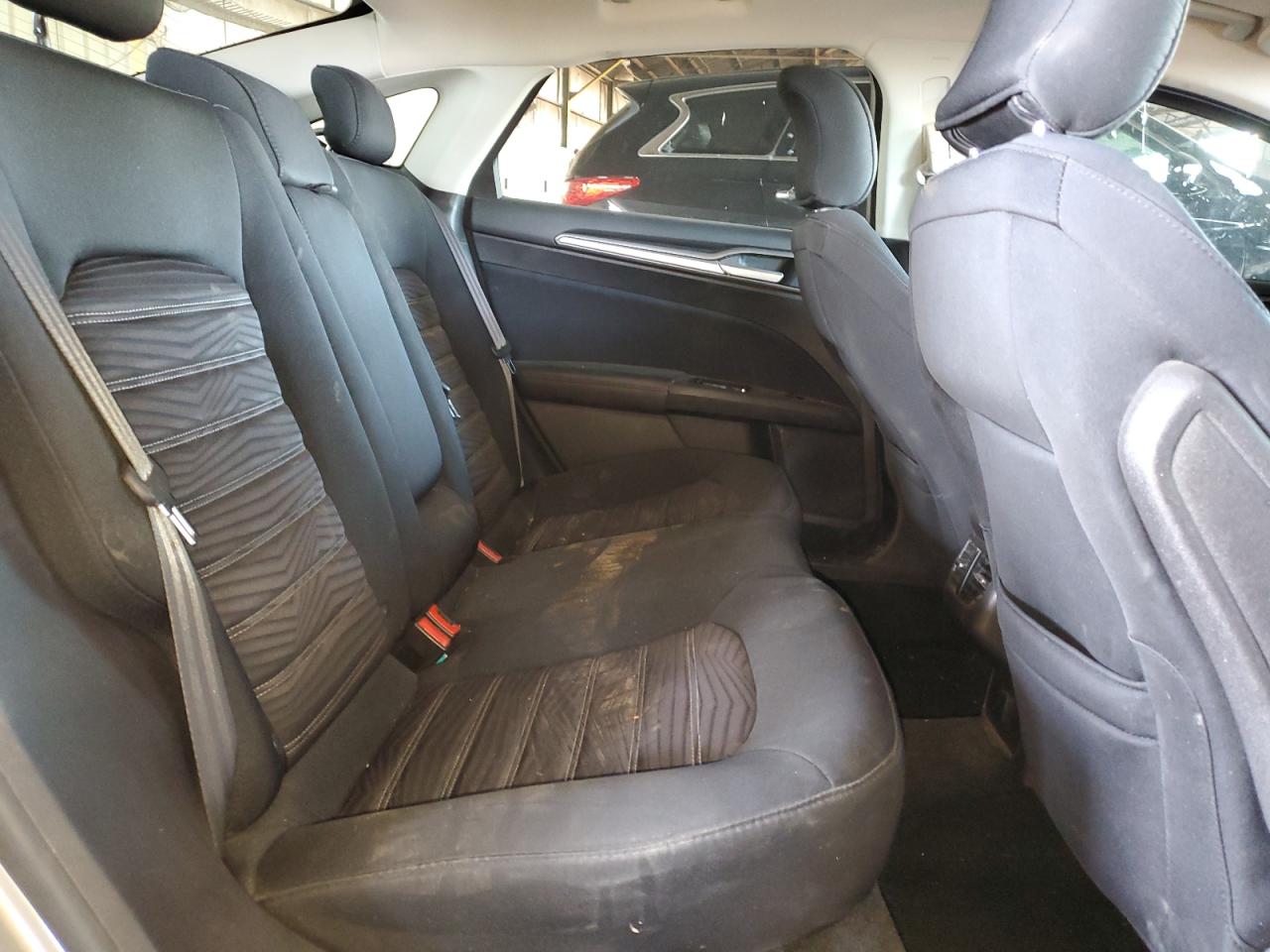 2016 Ford Fusion - Image 10