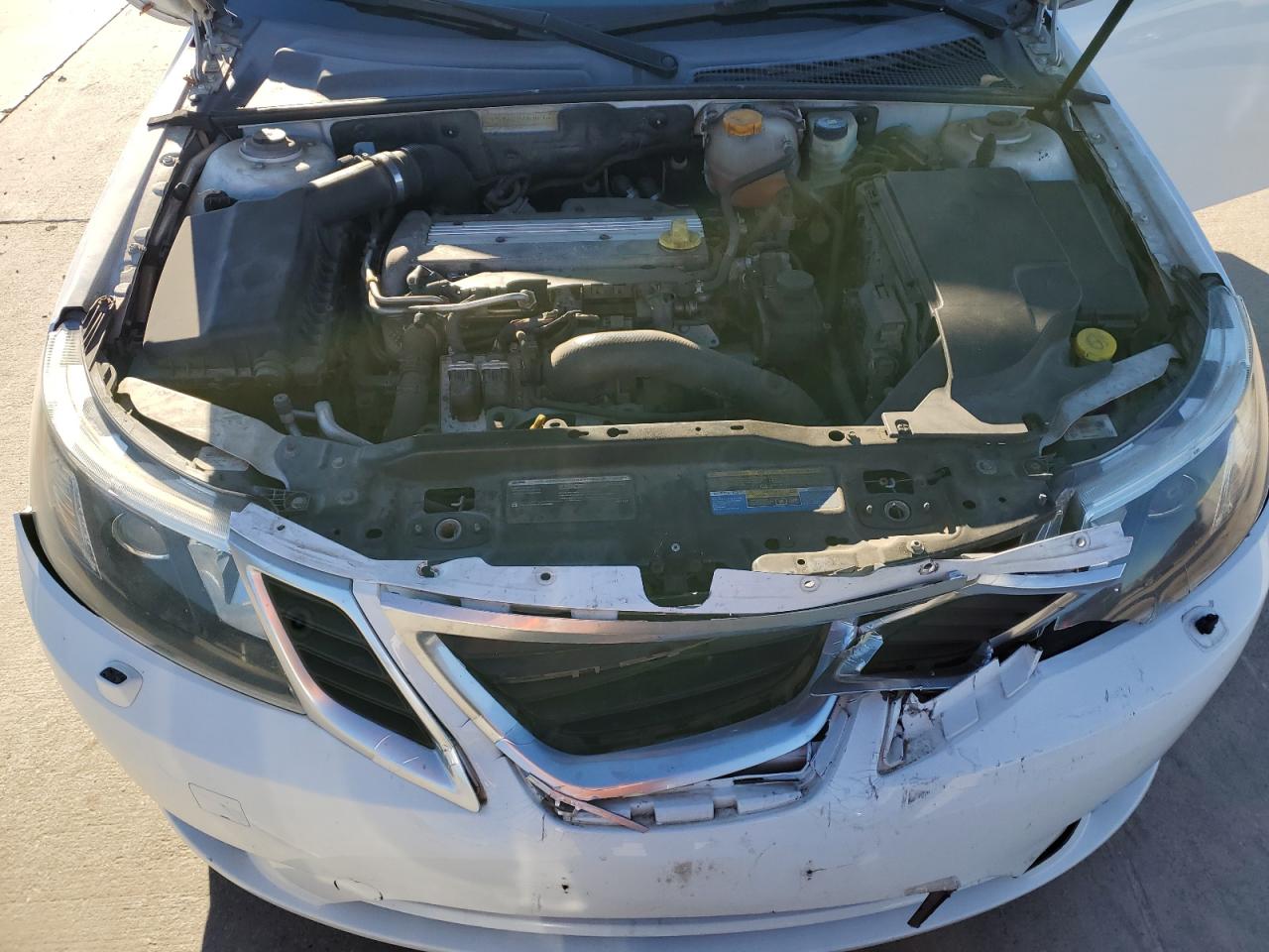 2010 Saab 9-3 - Image 11