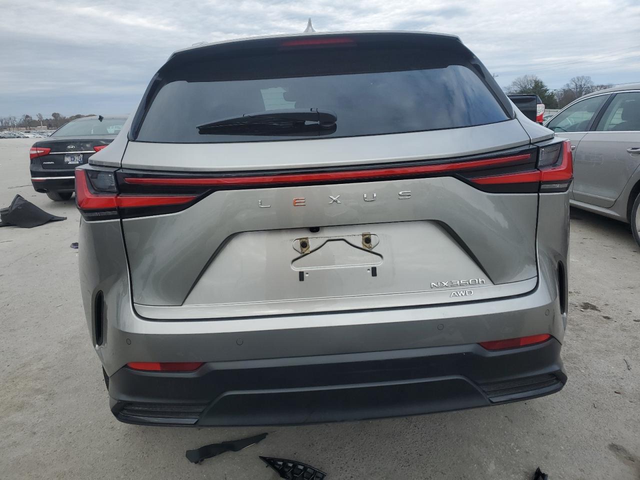2022 Lexus NX - Image 6
