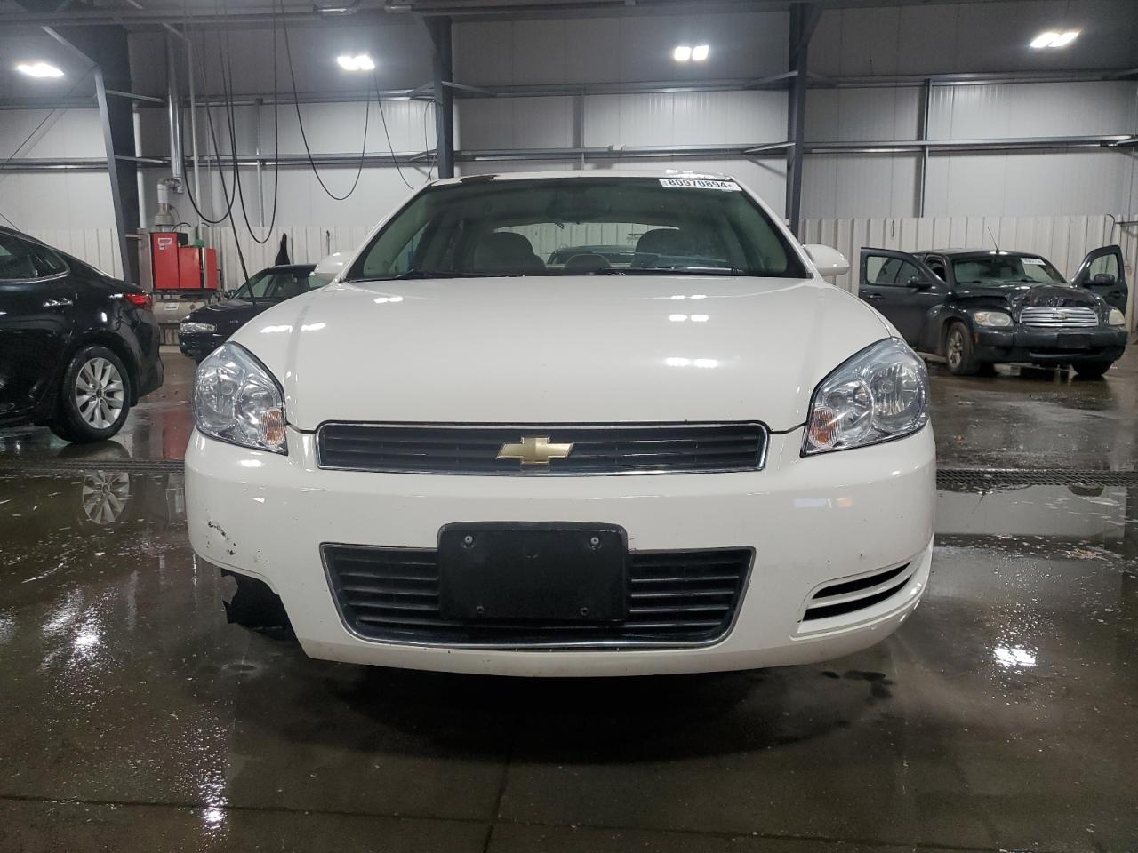 2009 Chevrolet Impala - Image 5