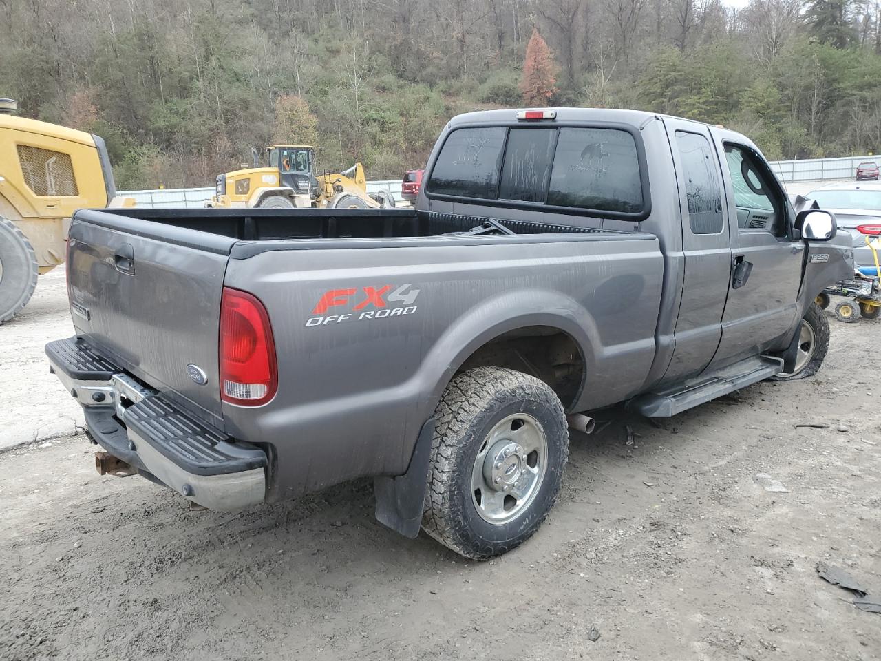 2006 Ford F250 - Image 3