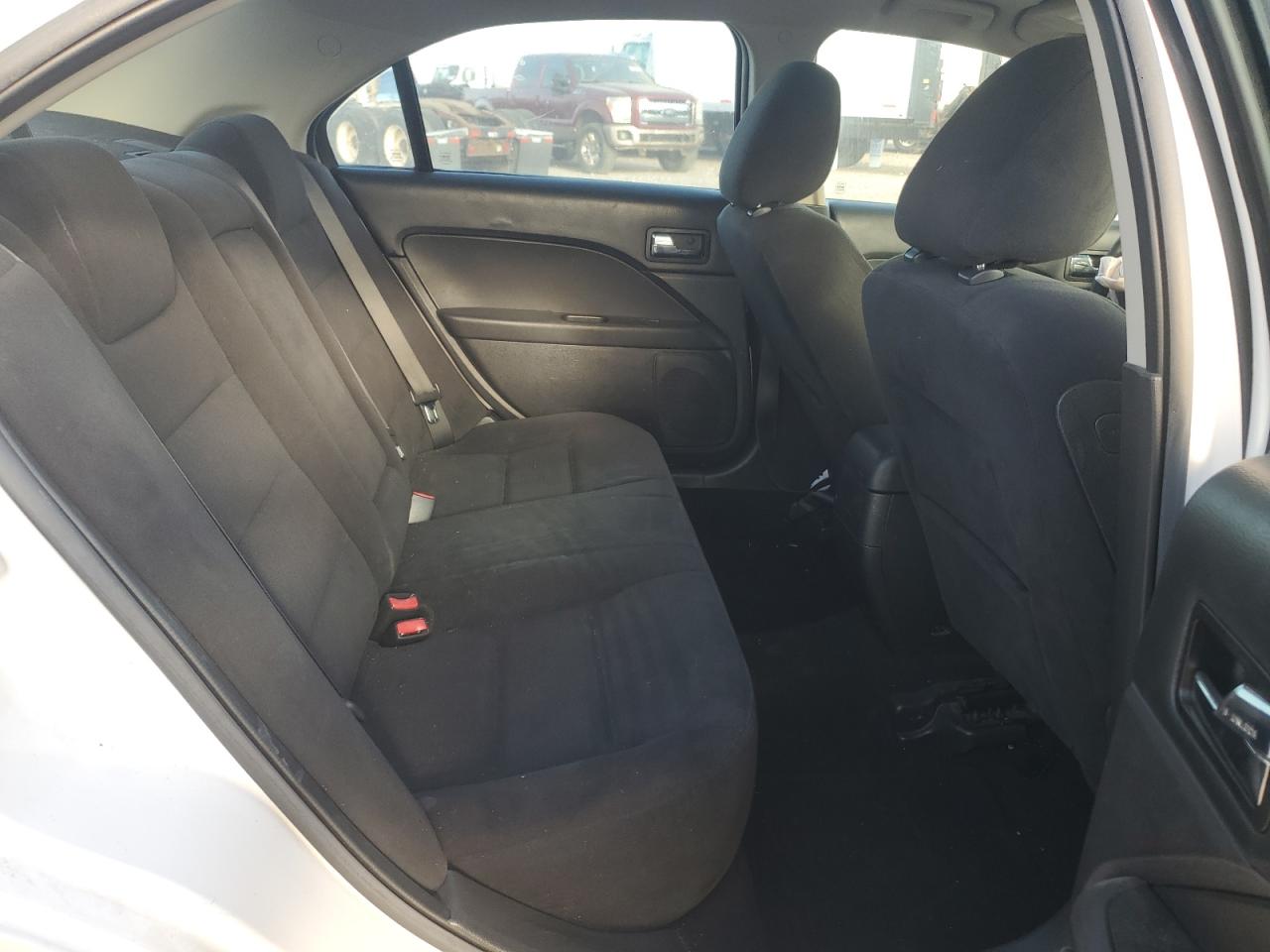 2009 Ford Fusion - Image 10