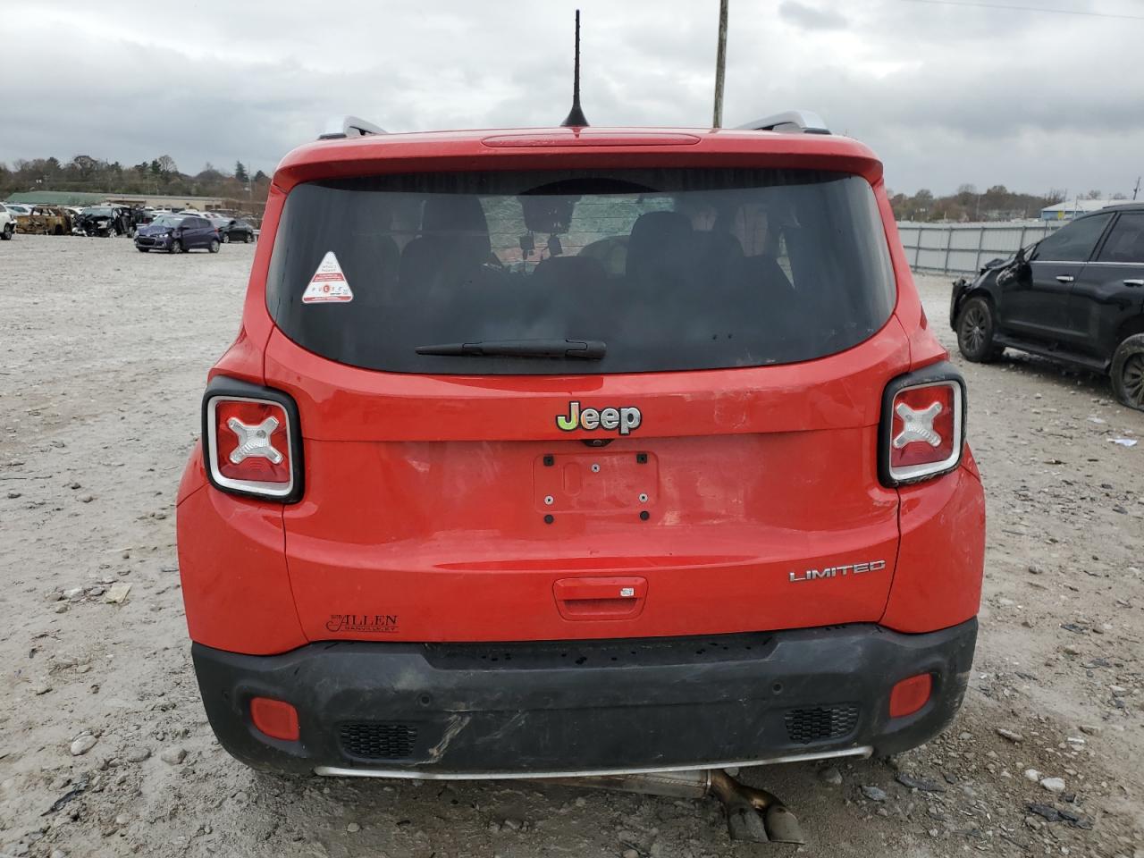 2018 Jeep Renegade - Image 6
