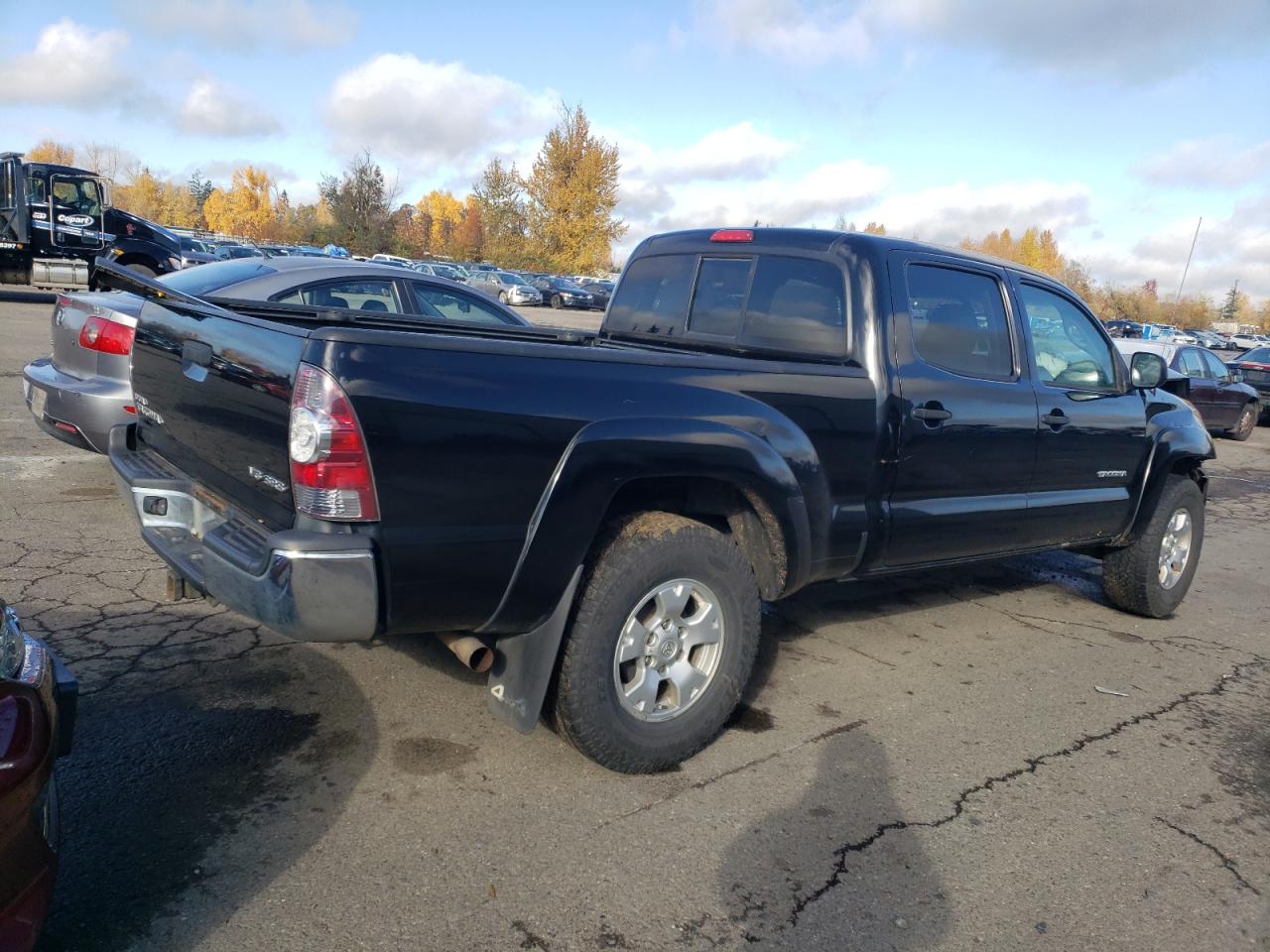 2011 Toyota Tacoma - Image 3