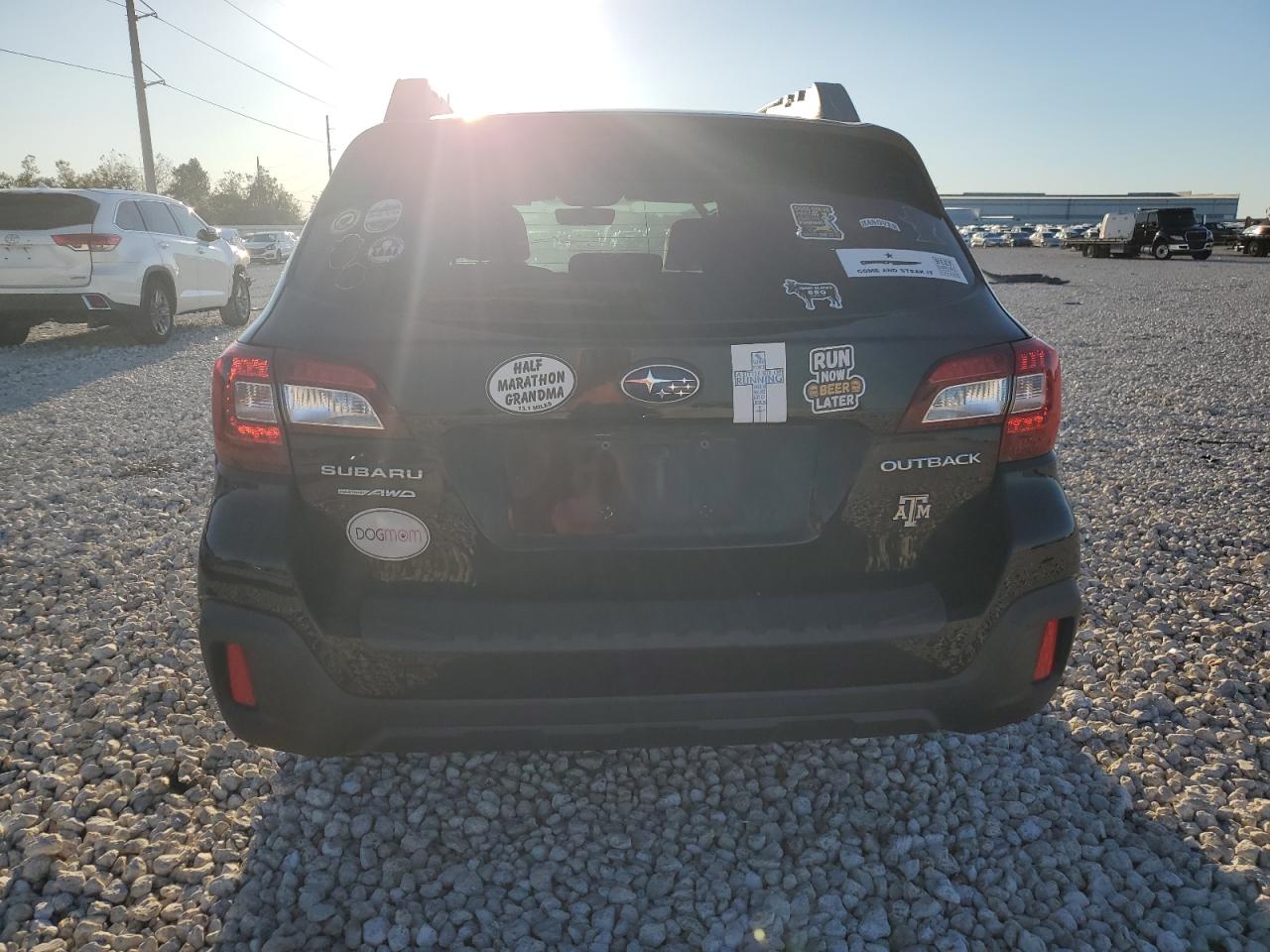 2018 Subaru Outback 2.5I VIN: 4S4BSAAC9J3252651 Lot: 79191284