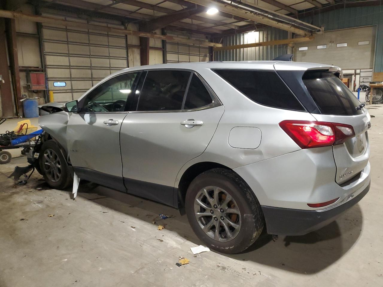 2018 Chevrolet Equinox - Image 2