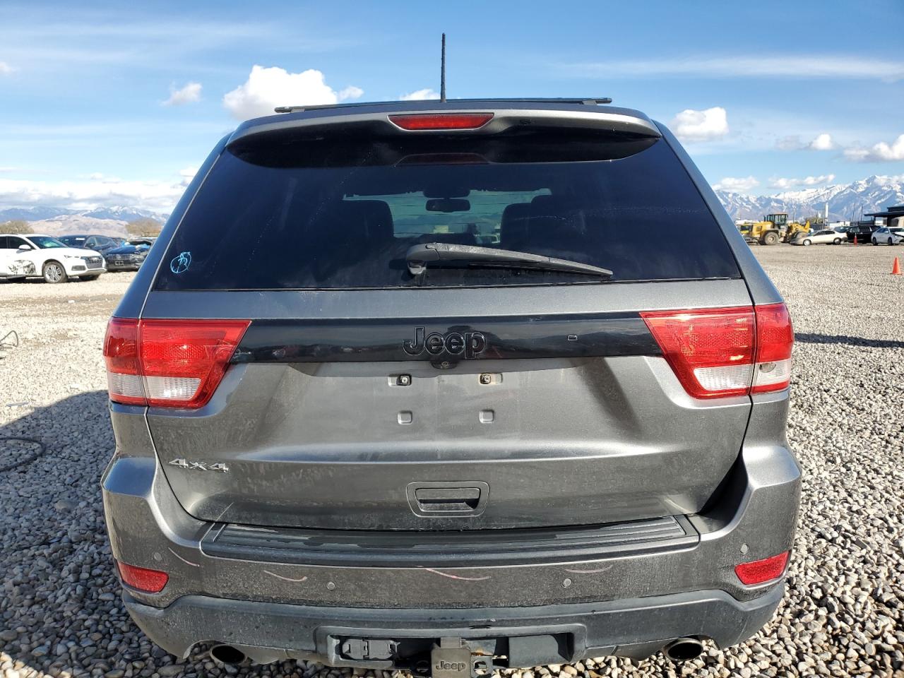2013 Jeep Grand Cherokee - Image 6