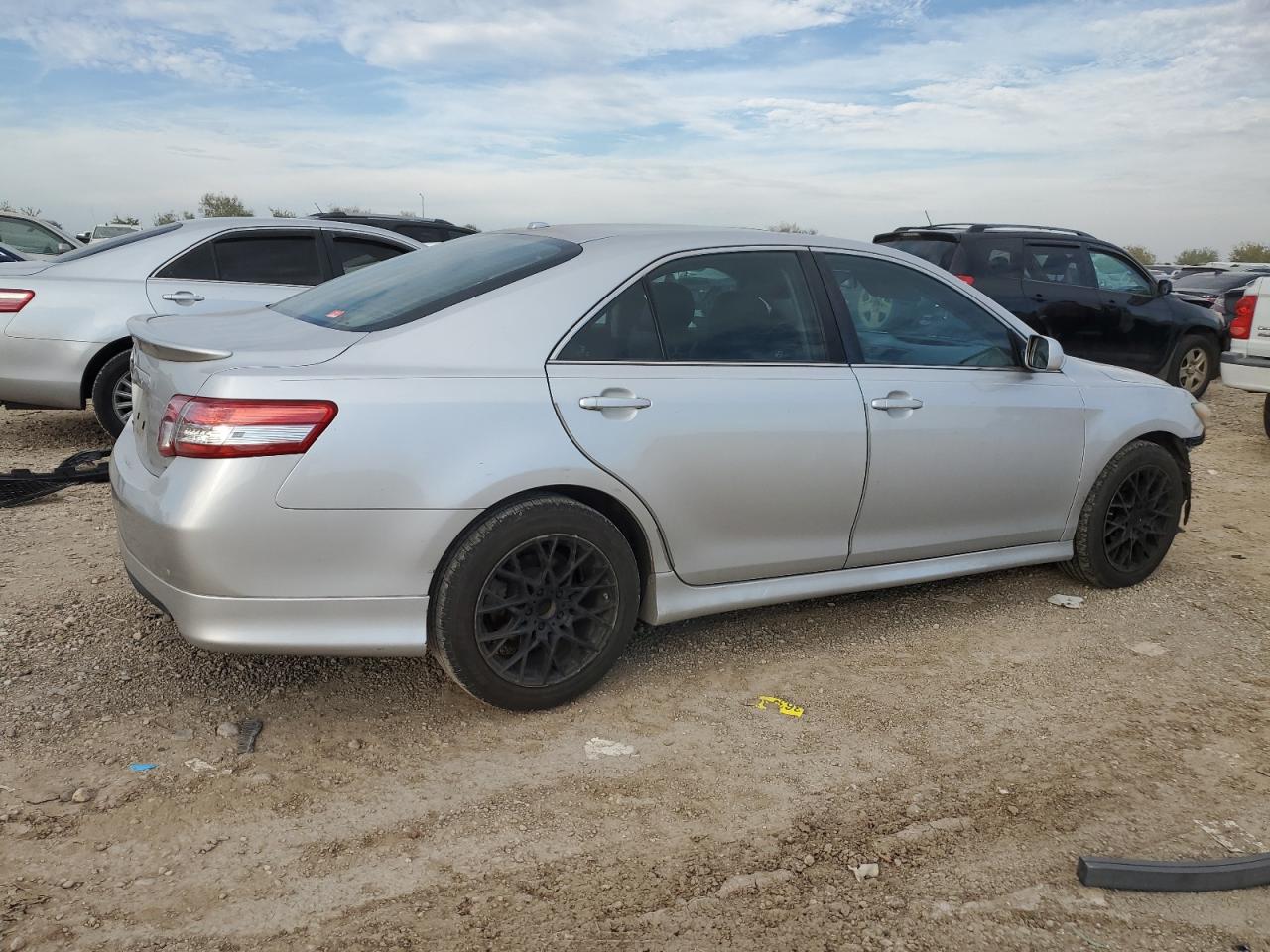 2011 Toyota Camry - Image 3
