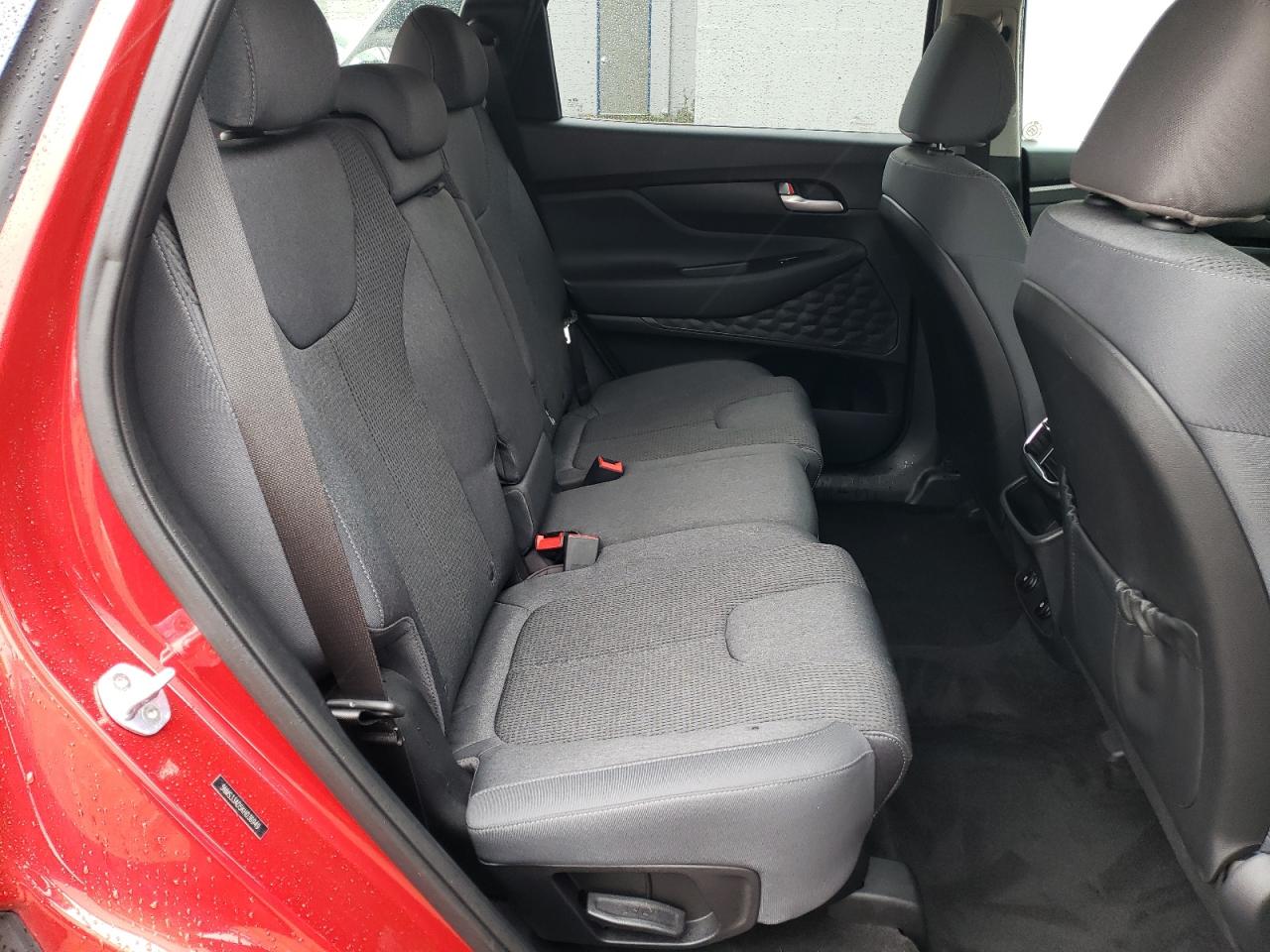 2019 Hyundai Santa Fe - Image 11
