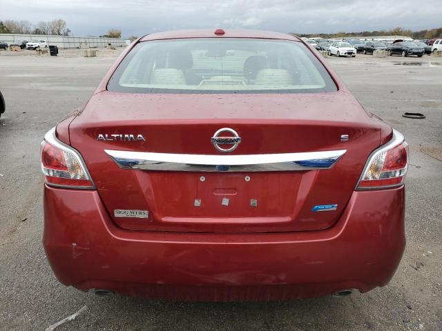 Седани NISSAN ALTIMA 2014 Червоний