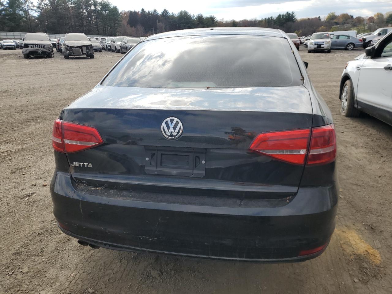 2015 Volkswagen Jetta Base VIN: 3VW2K7AJ9FM351270 Lot: 79759984