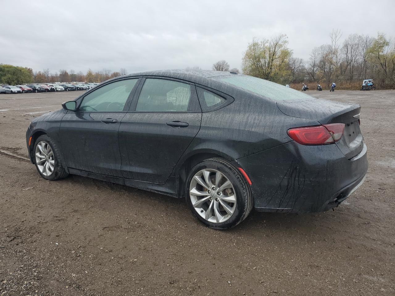 2015 Chrysler 200 - Image 2