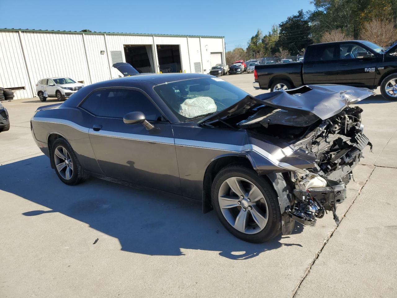 2019 Dodge Challenger - Image 4