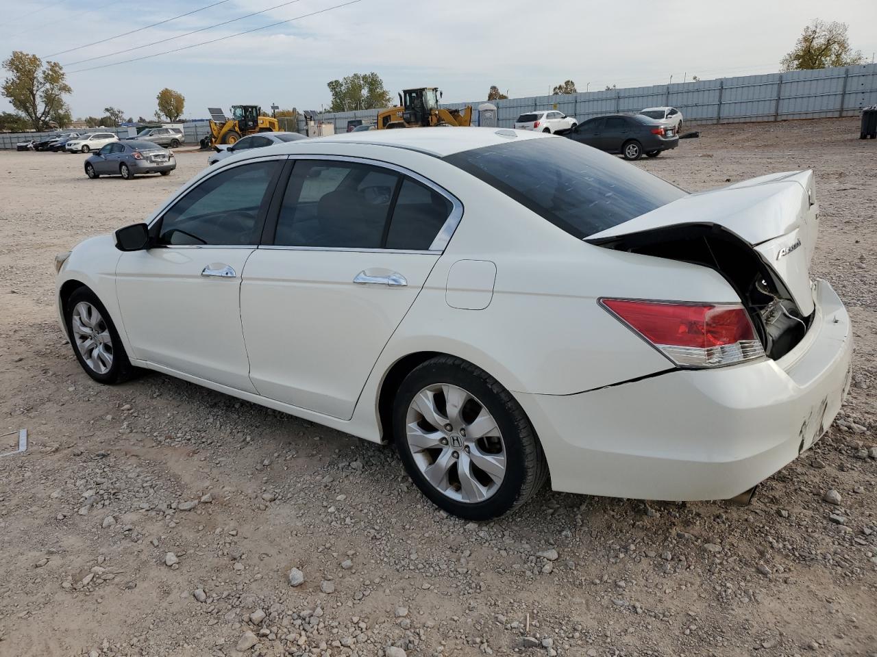 2009 Honda Accord - Image 2