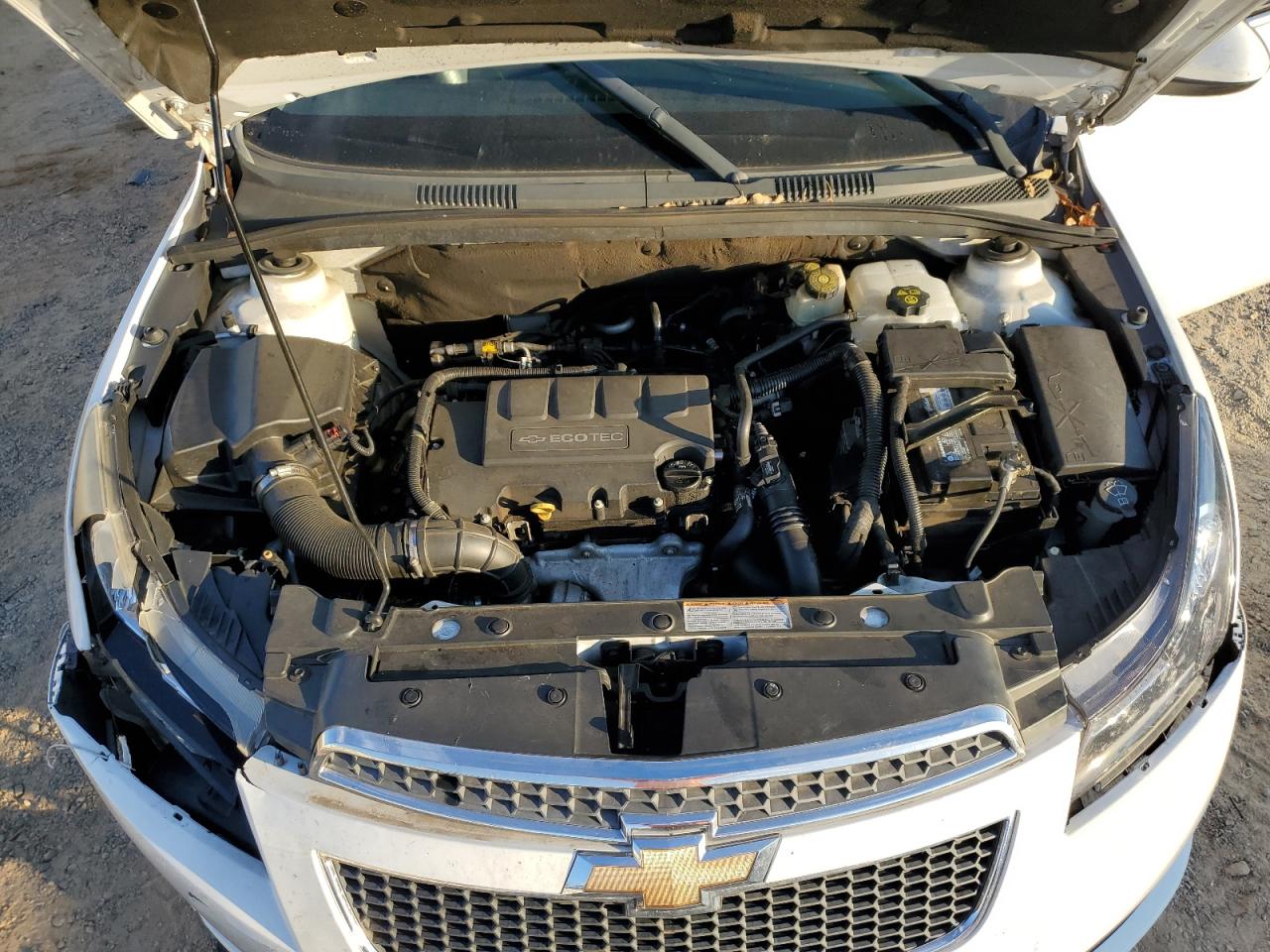 2012 Chevrolet Cruze - Image 11