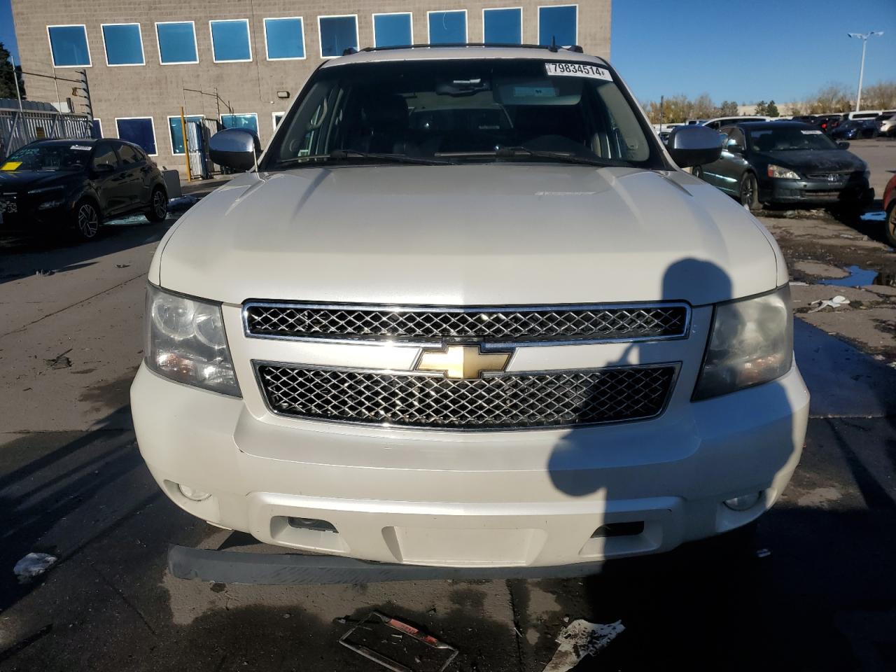 2011 Chevrolet Avalanche - Image 5