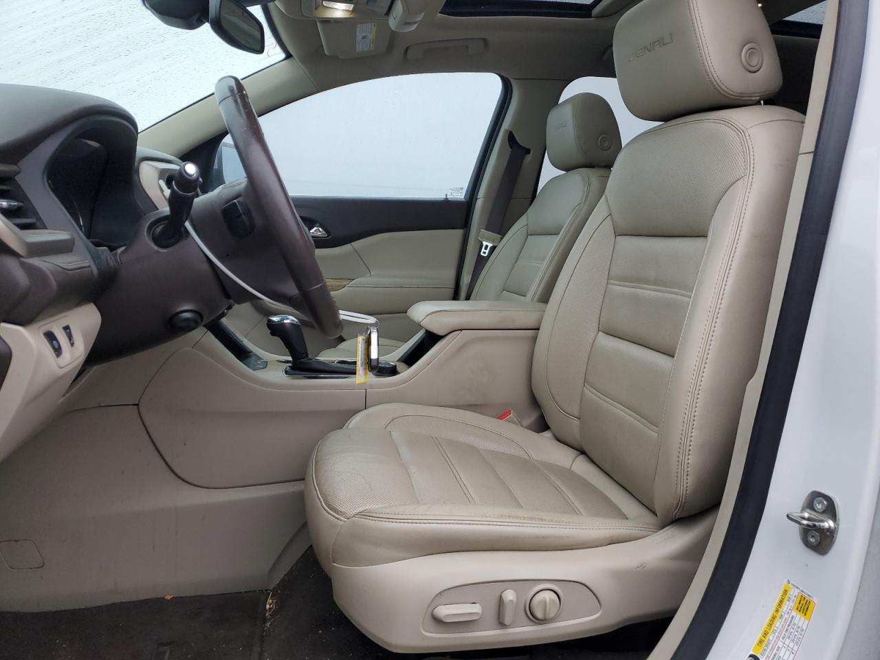 2017 GMC Acadia - Image 7