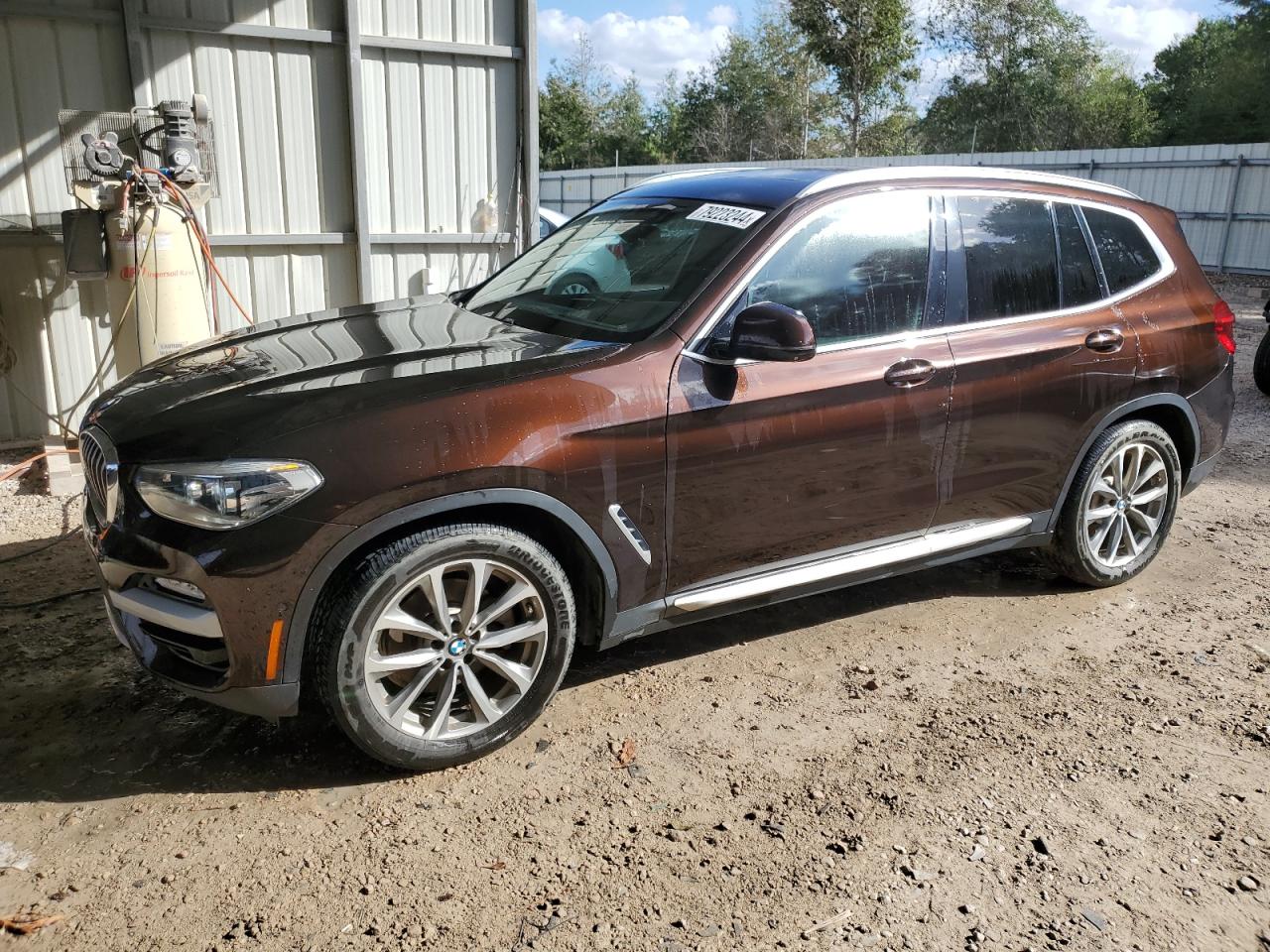 VIN 5UXTR7C57KLR45756 2019 BMW X3 no.1