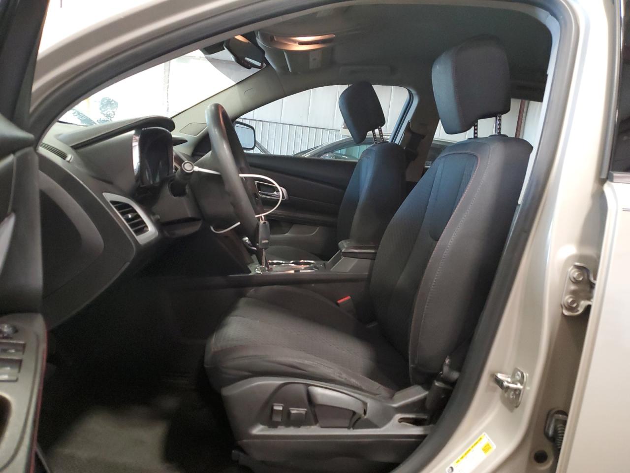 2015 GMC Terrain - Image 7