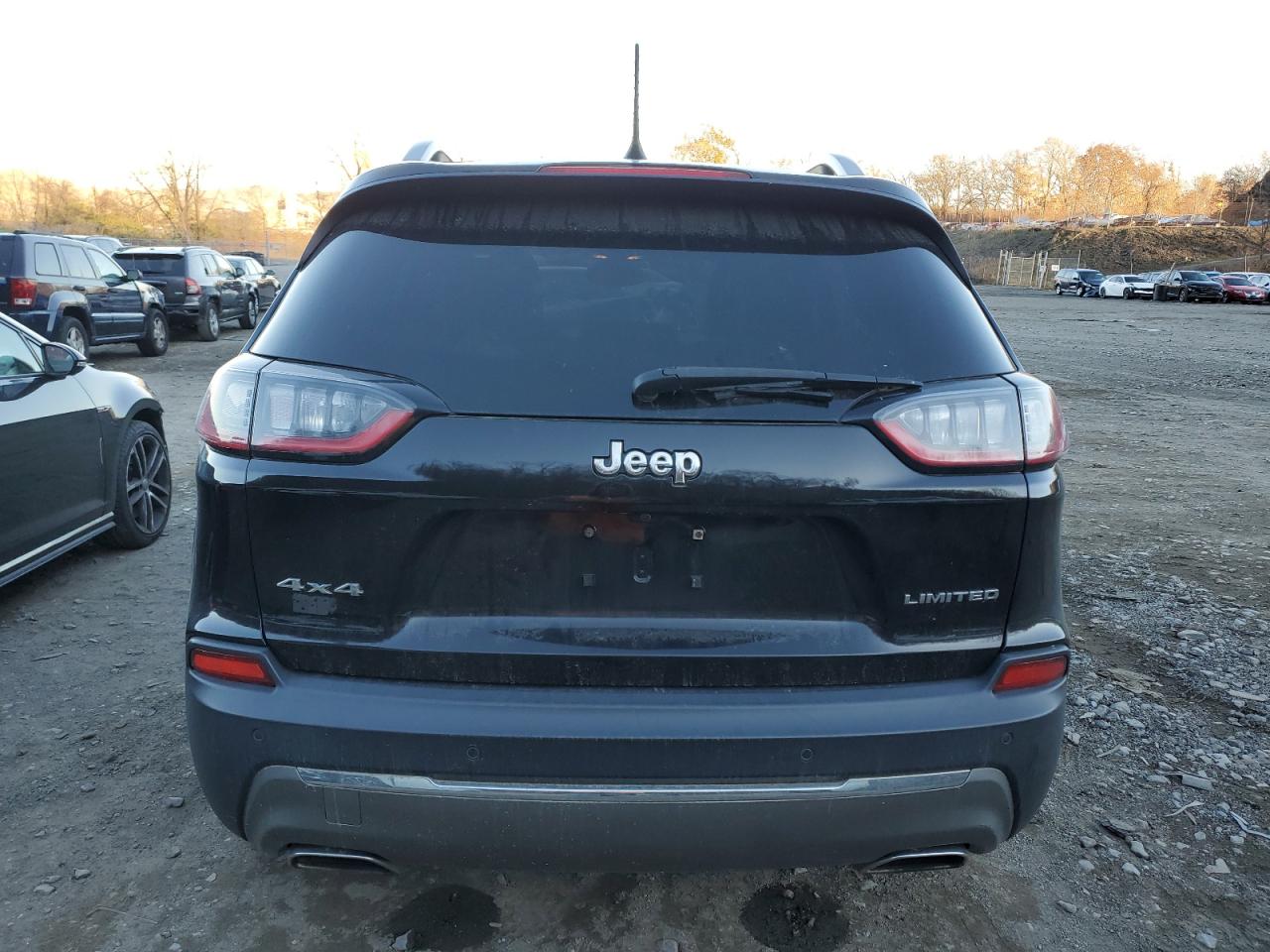 2019 Jeep Grand Cherokee - Image 6