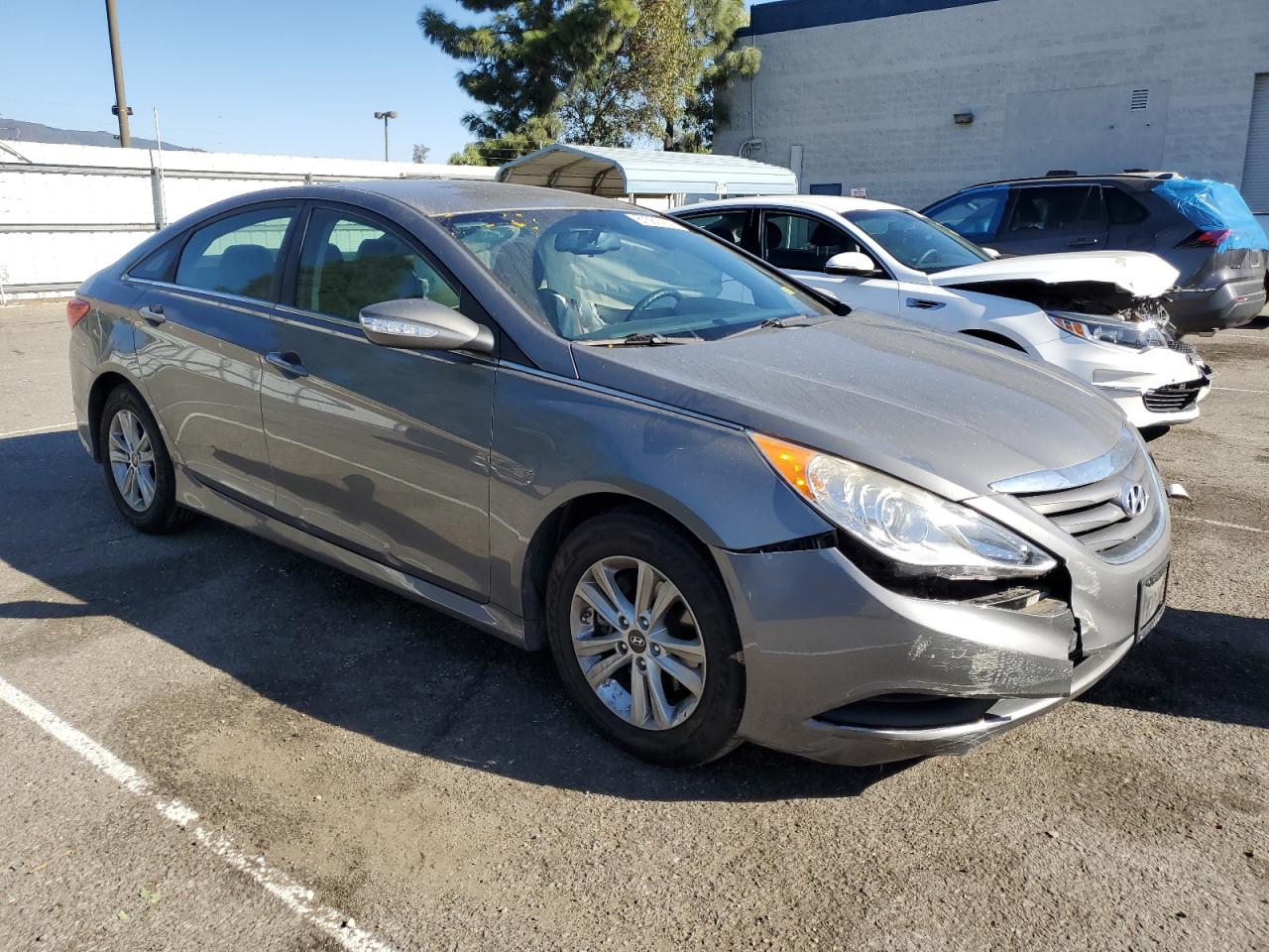 2014 Hyundai Sonata - Image 4