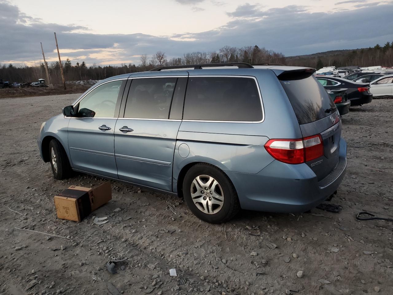 2007 Honda Odyssey - Image 2