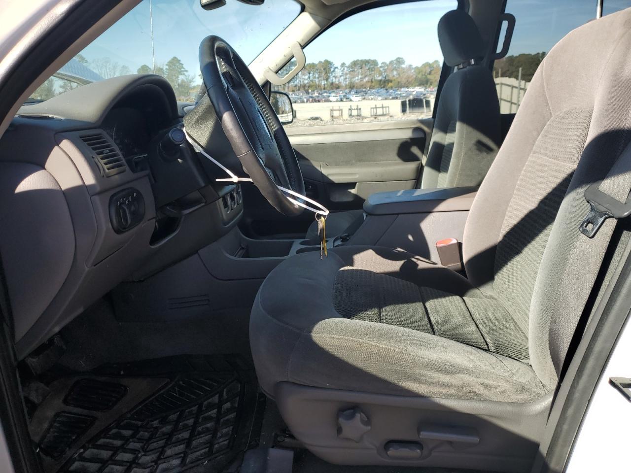 2003 Ford Explorer - Image 7