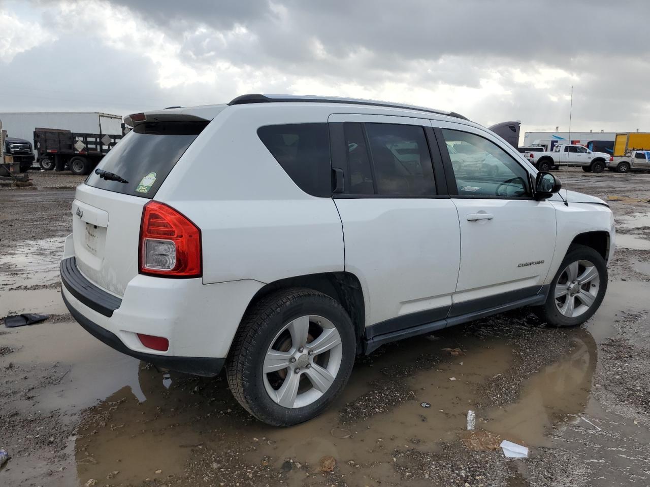 2012 Jeep Compass - Image 3