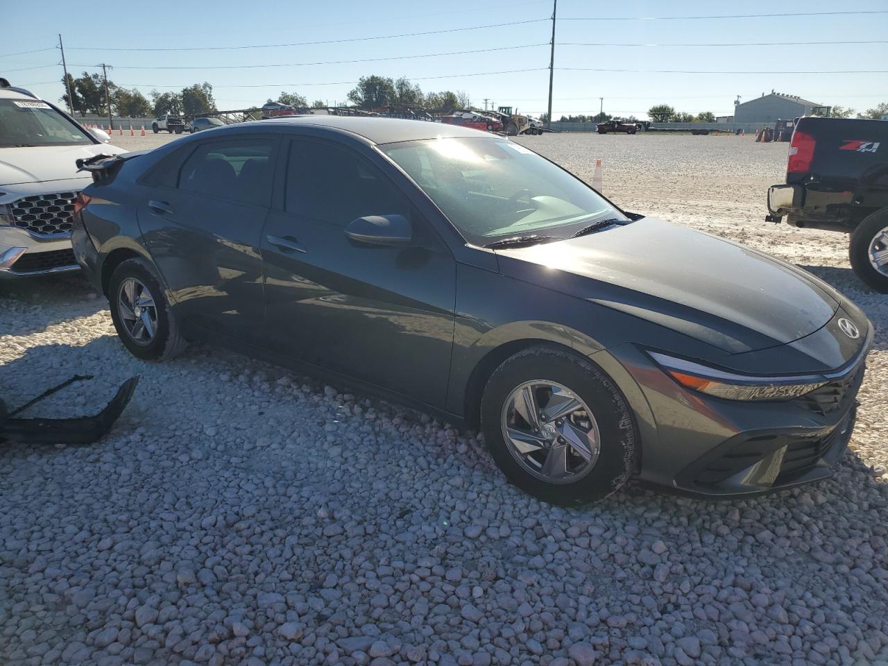 2024 Hyundai Elantra - Image 4