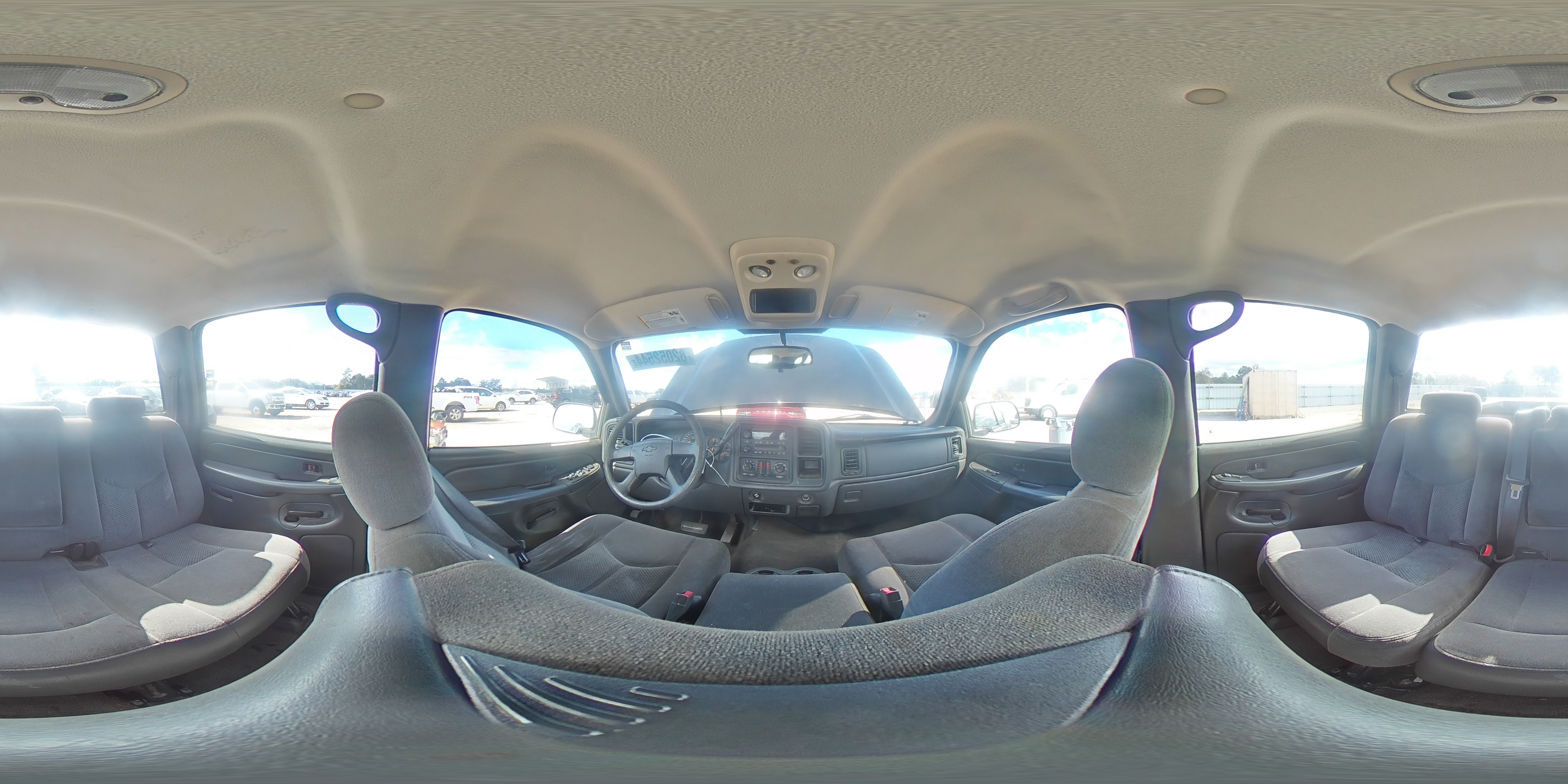 2007 Chevrolet Silverado - Image 13