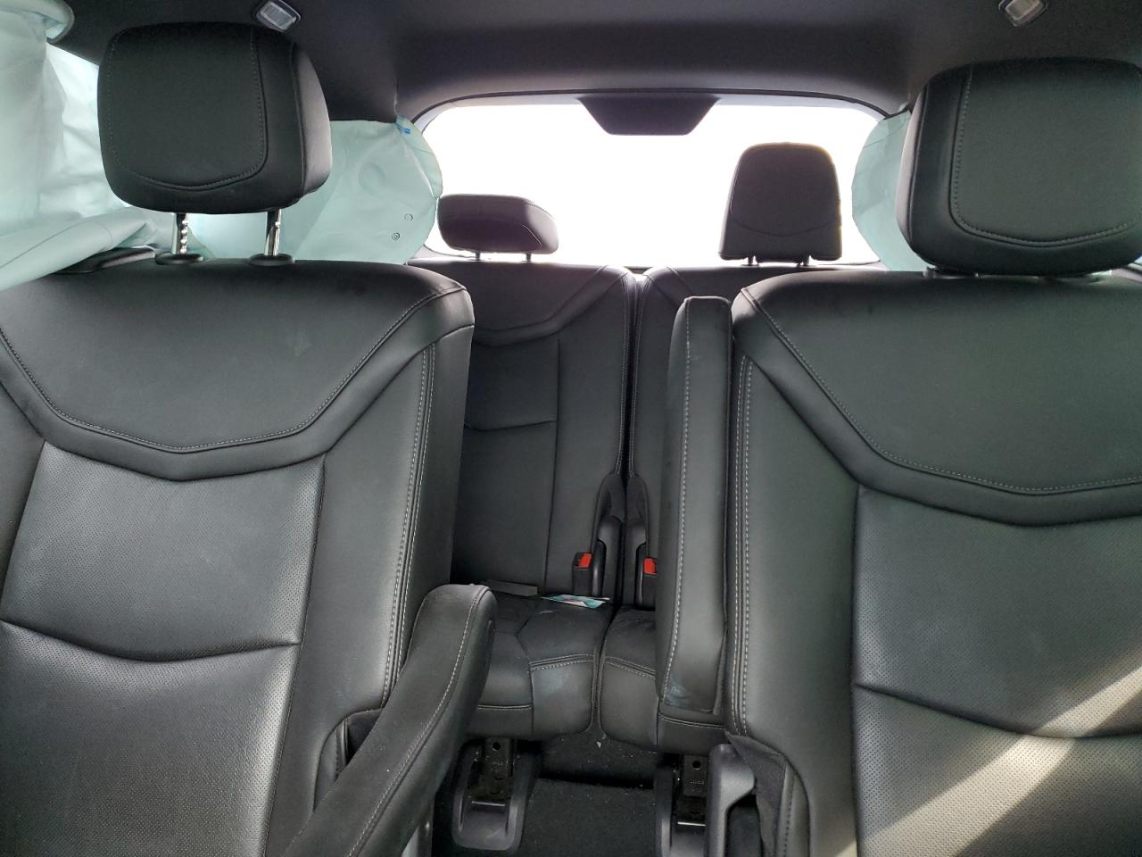 2021 Cadillac XT6 - Image 10