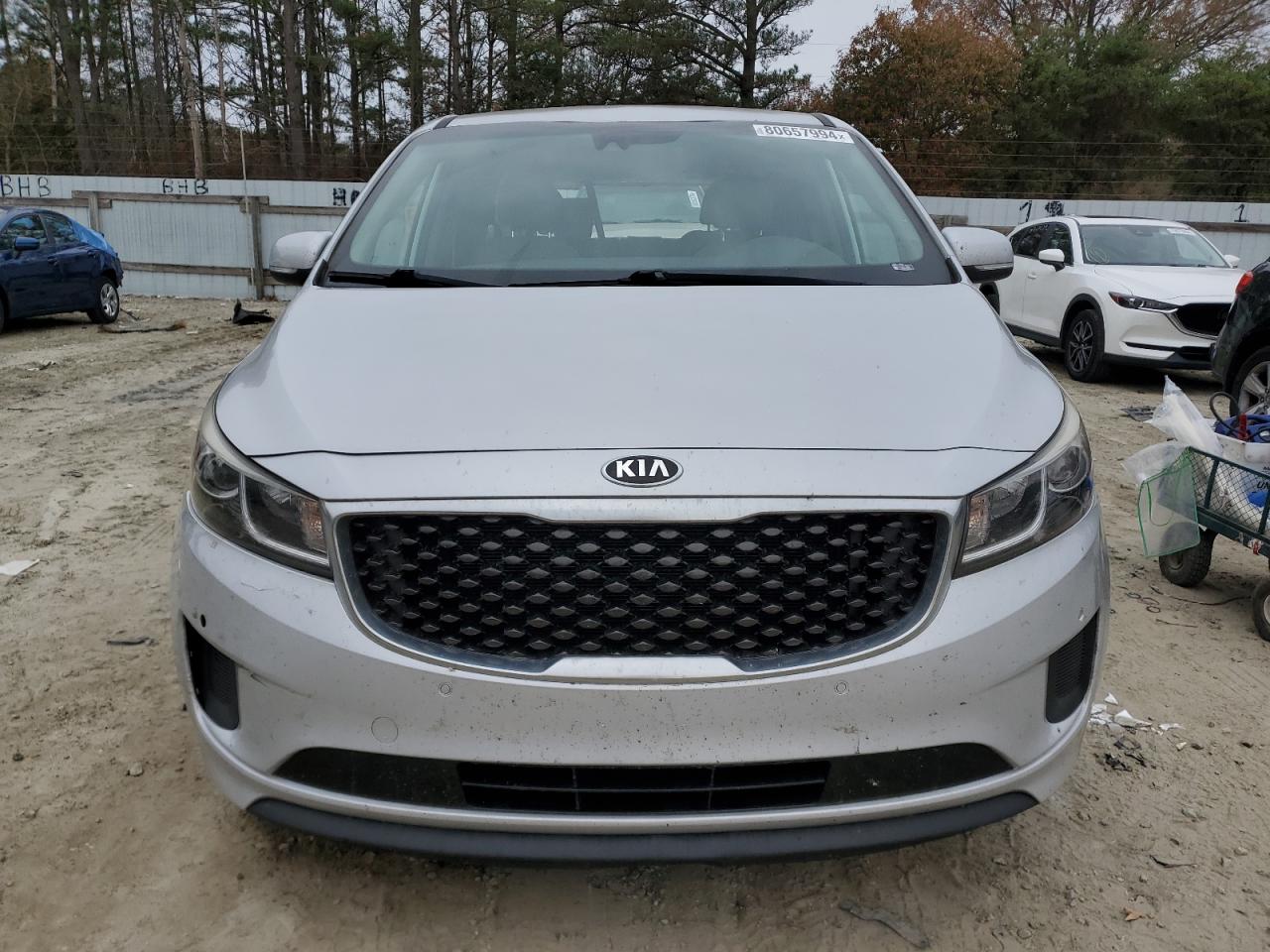 2018 Kia Sedona - Image 5