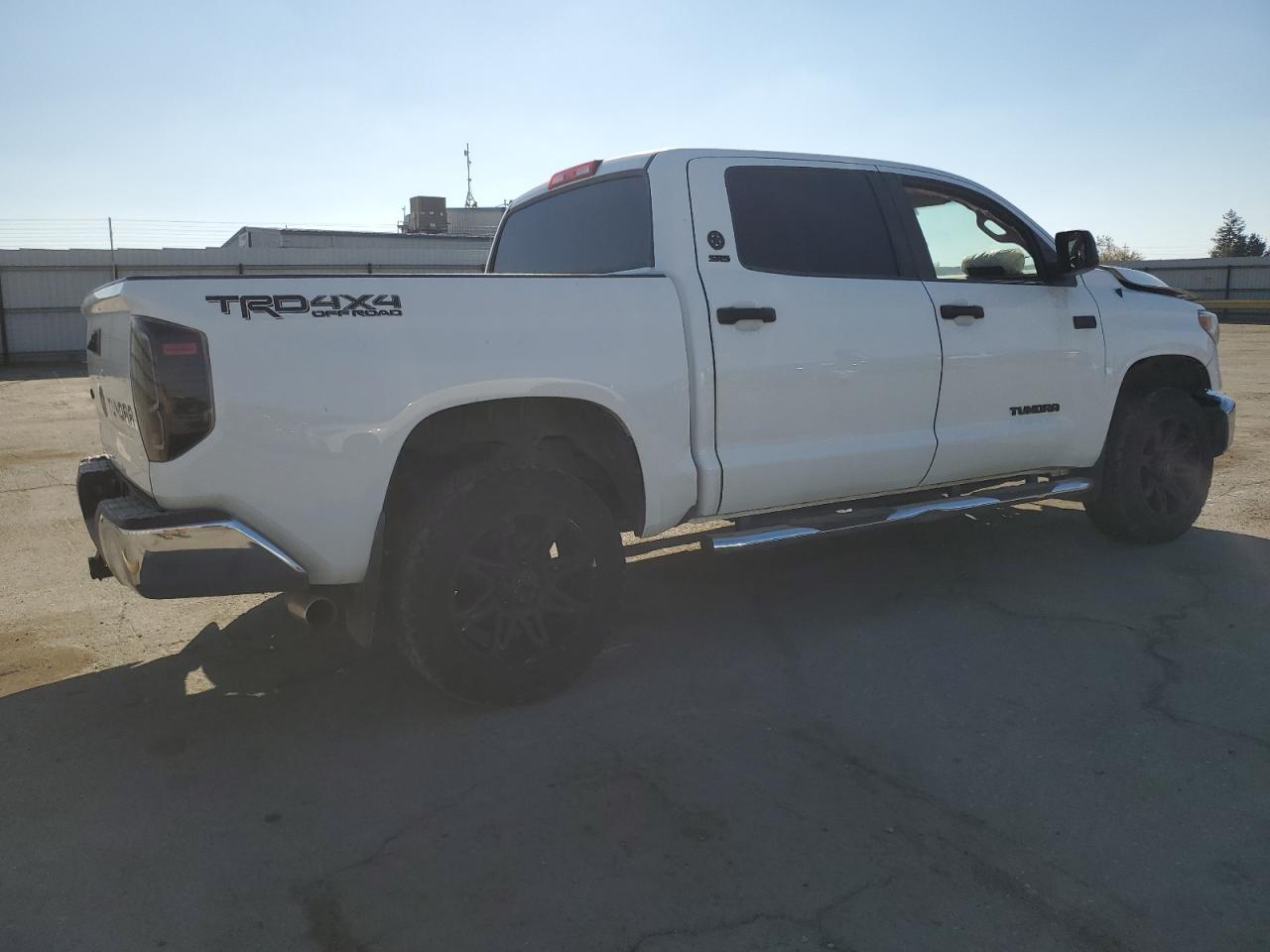 2014 Toyota Tundra - Image 3