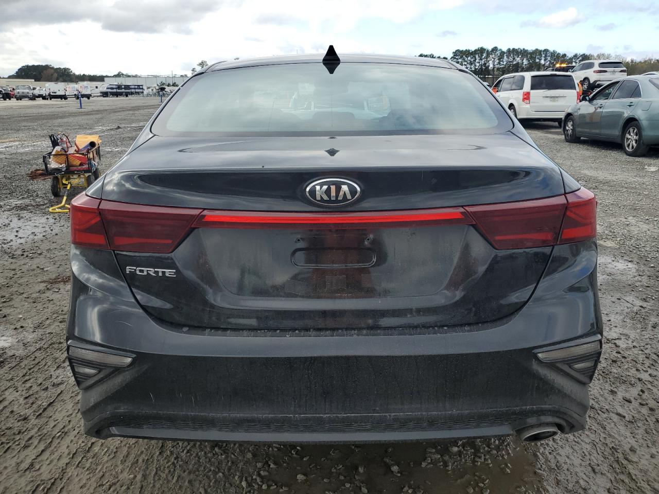 2019 Kia Forte Fe VIN: 3KPF24AD5KE085215 Lot: 80361244