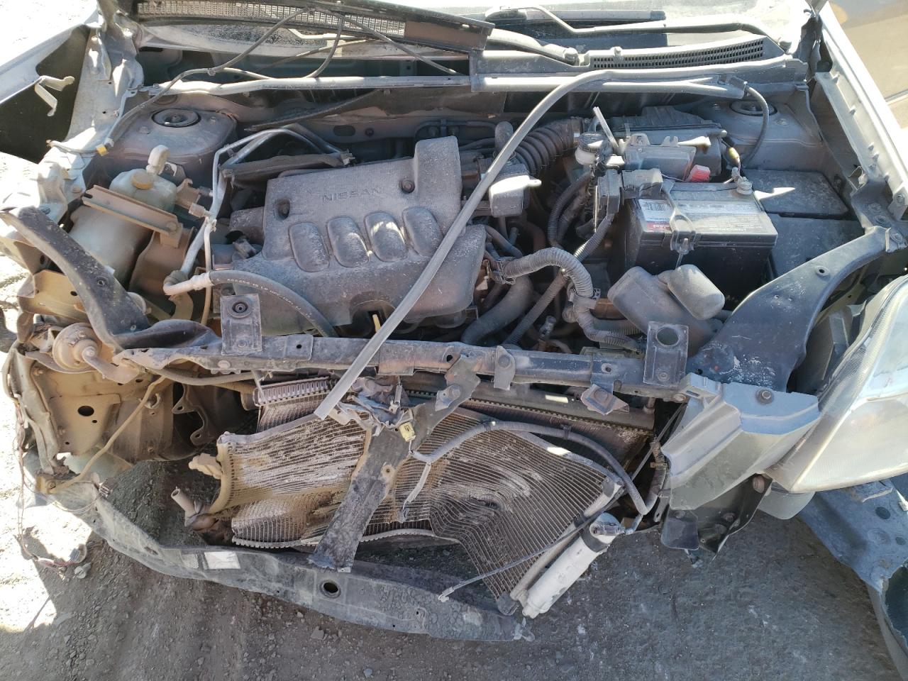 2010 Nissan Sentra - Image 12