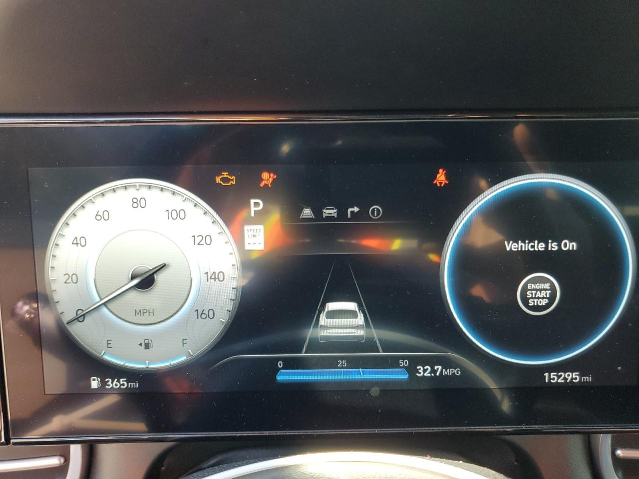 2024 Hyundai Elantra - Image 9
