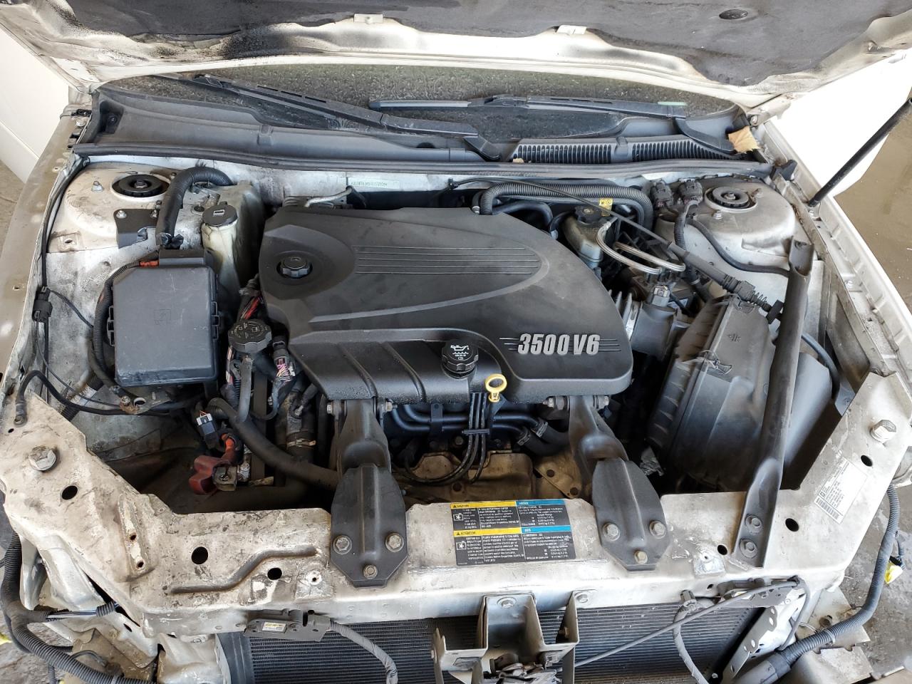 2009 Chevrolet Impala - Image 11