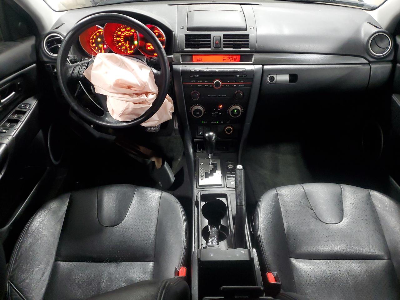 2006 Mazda 3 - Image 8
