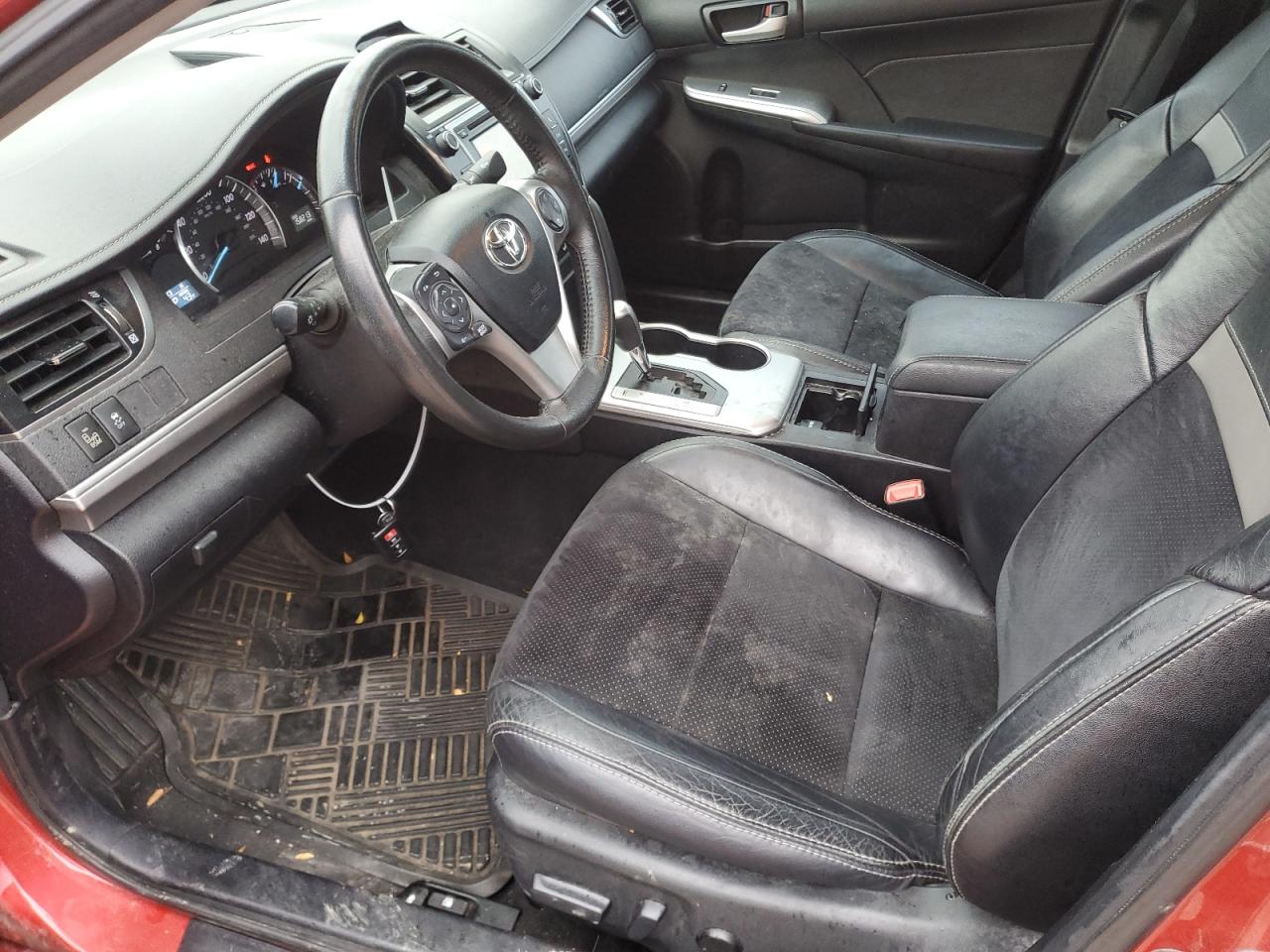 2013 Toyota Camry - Image 7