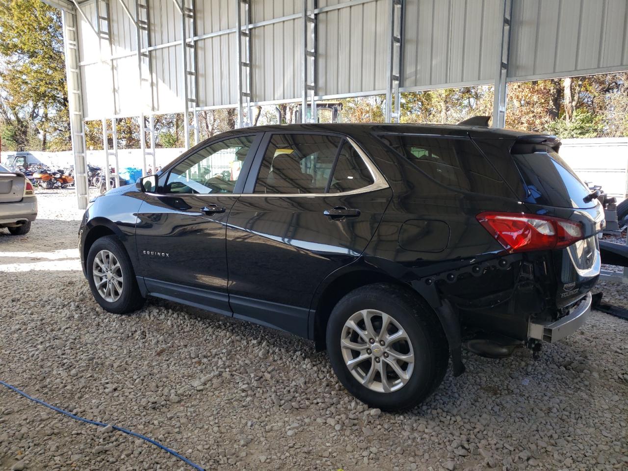 2021 Chevrolet Equinox - Image 2