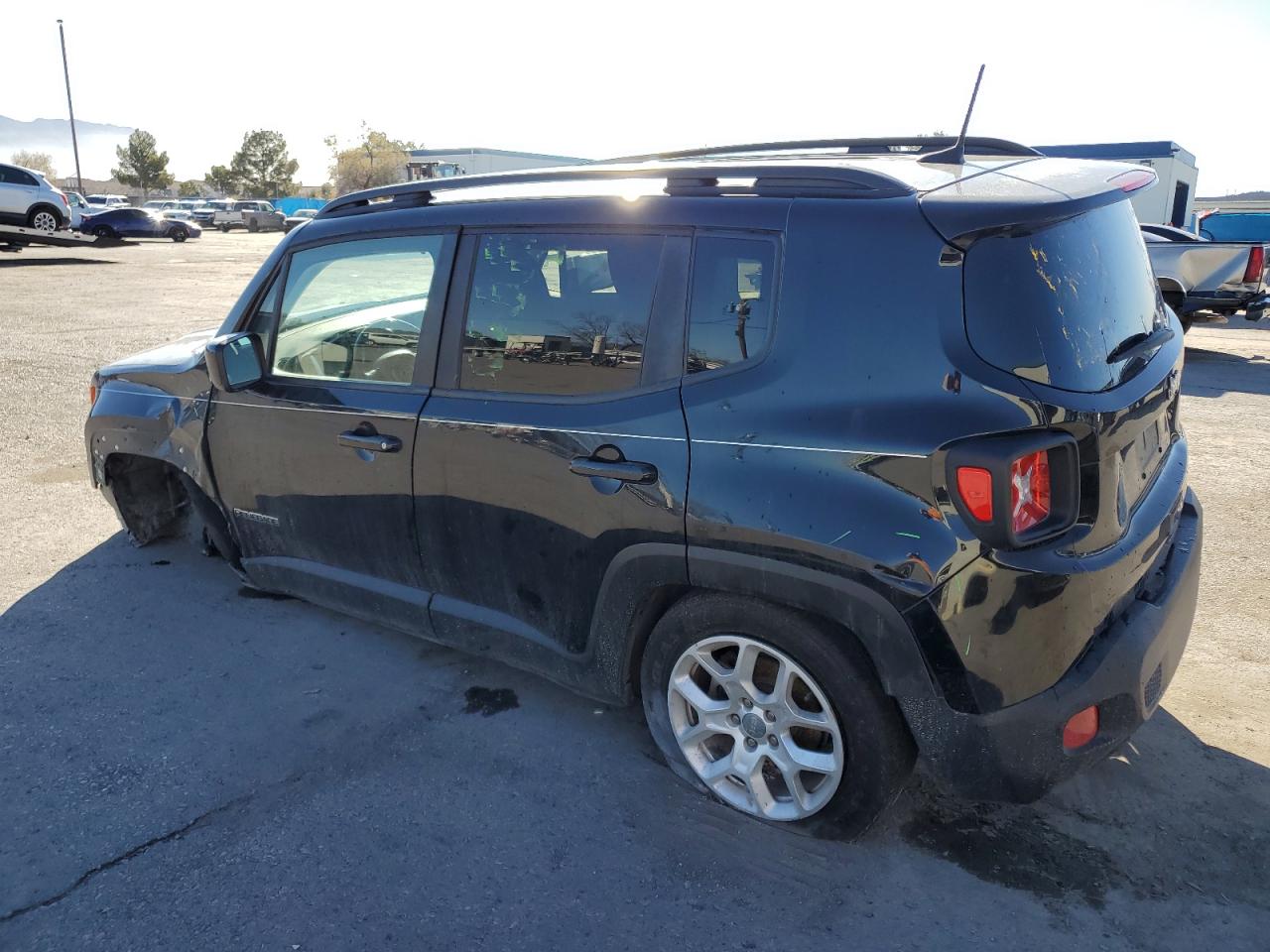 2018 Jeep Renegade - Image 2