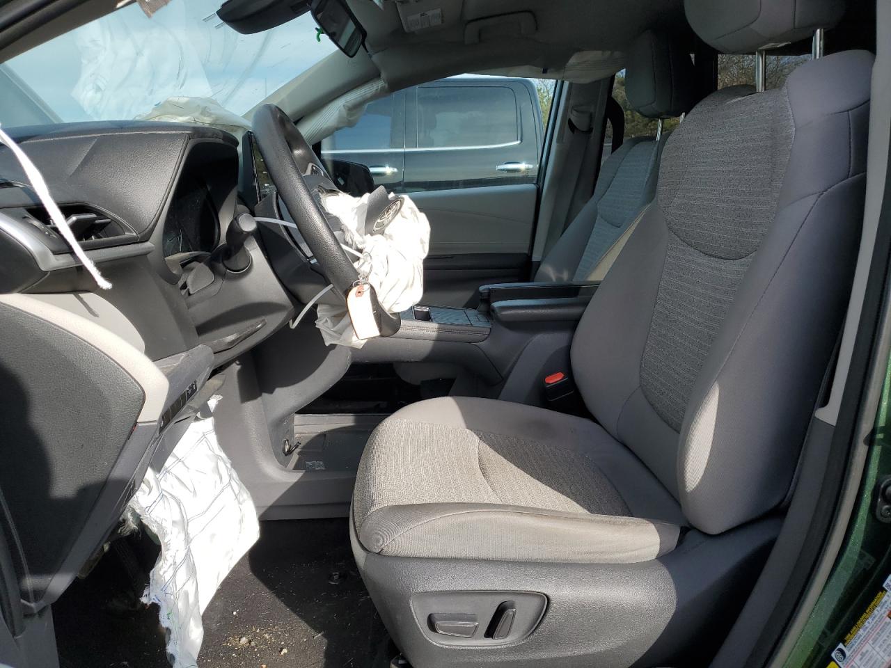 2021 Toyota Sienna - Image 7