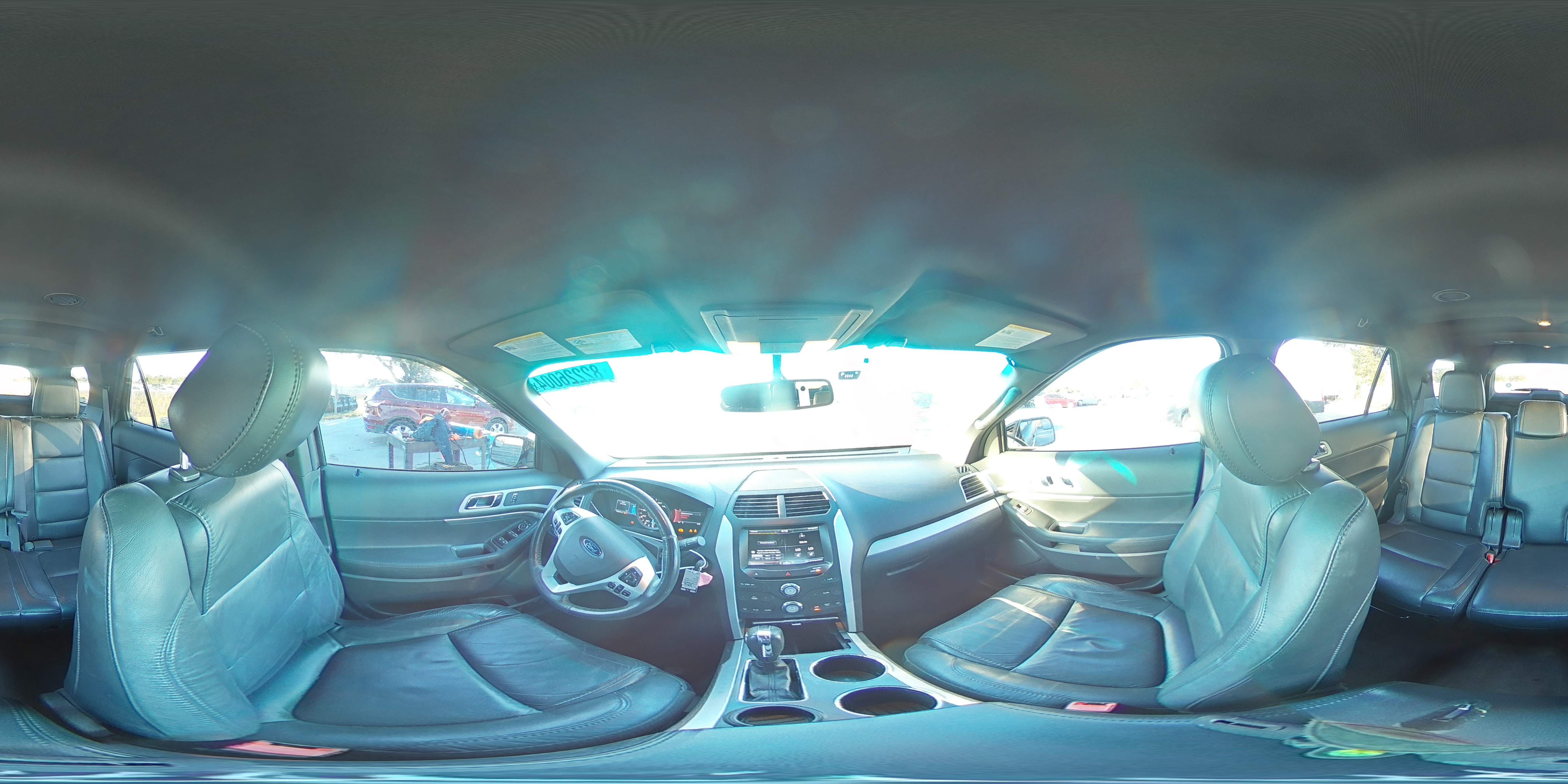 2014 Ford Explorer - Image 15