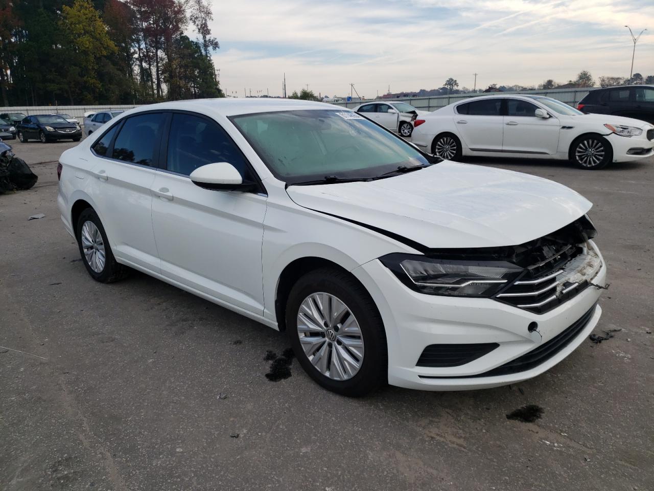 2019 Volkswagen Jetta - Image 4