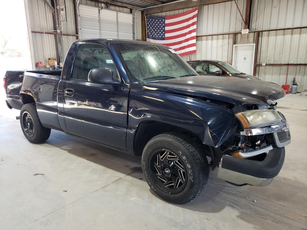 2005 Chevrolet Silverado - Image 4