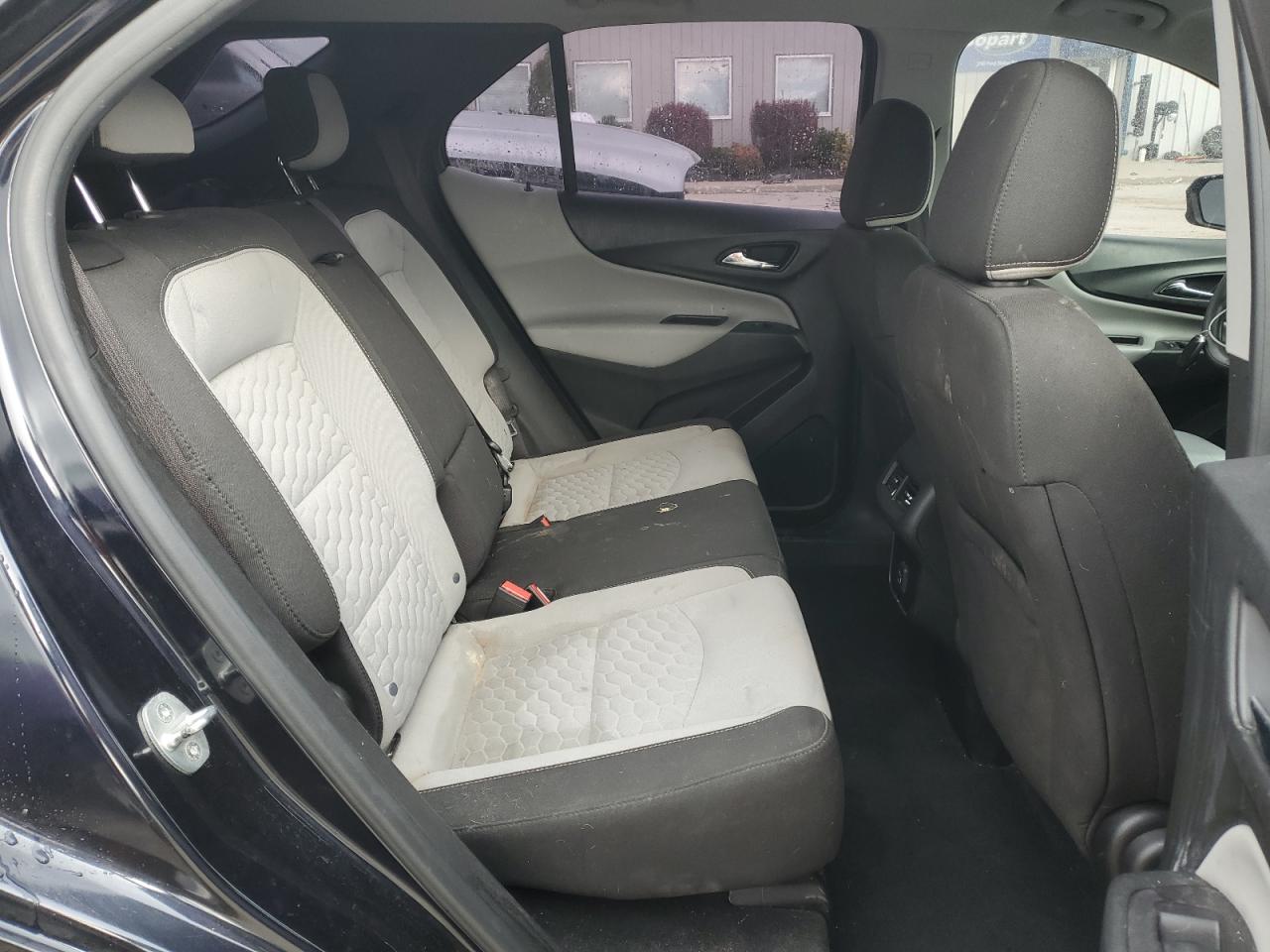 2020 Chevrolet Equinox - Image 11