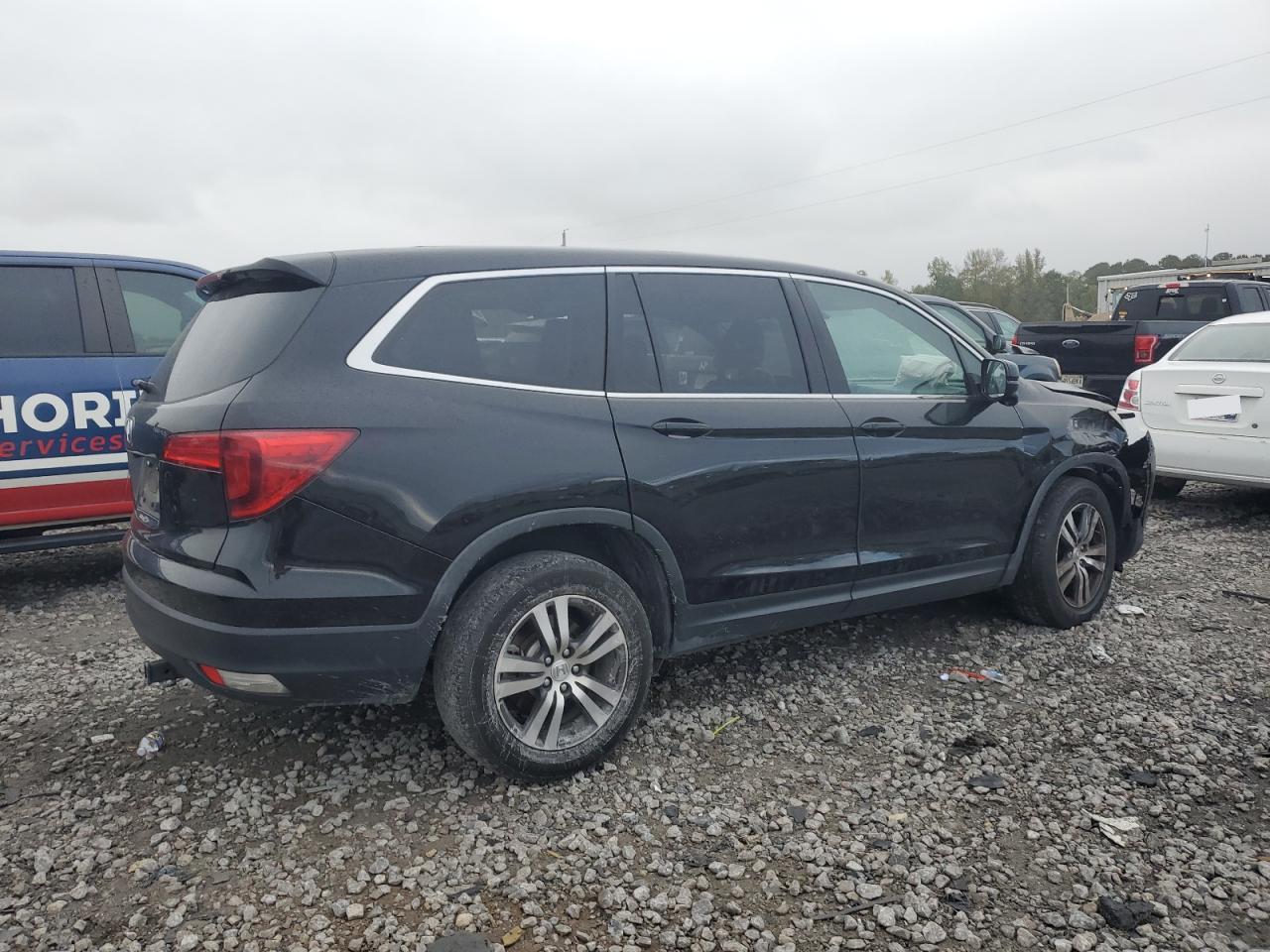 2017 Honda Pilot - Image 3
