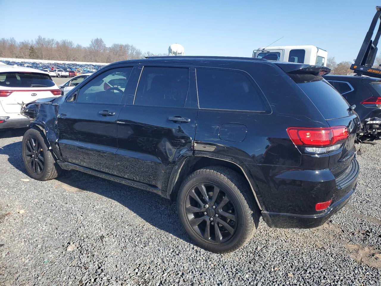 2019 Jeep Grand Cherokee - Image 2