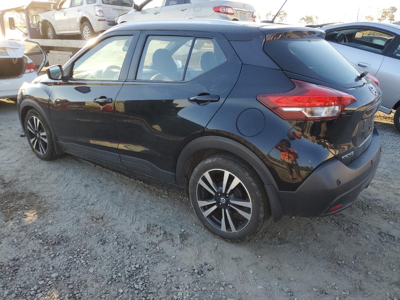 2020 Nissan Kicks - Image 2
