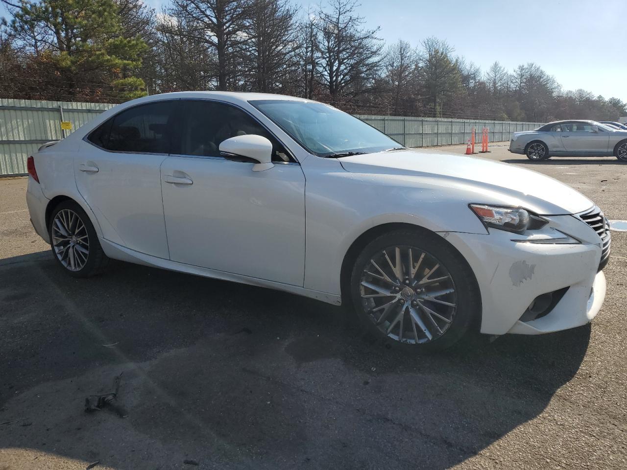 2014 Lexus IS - Image 4